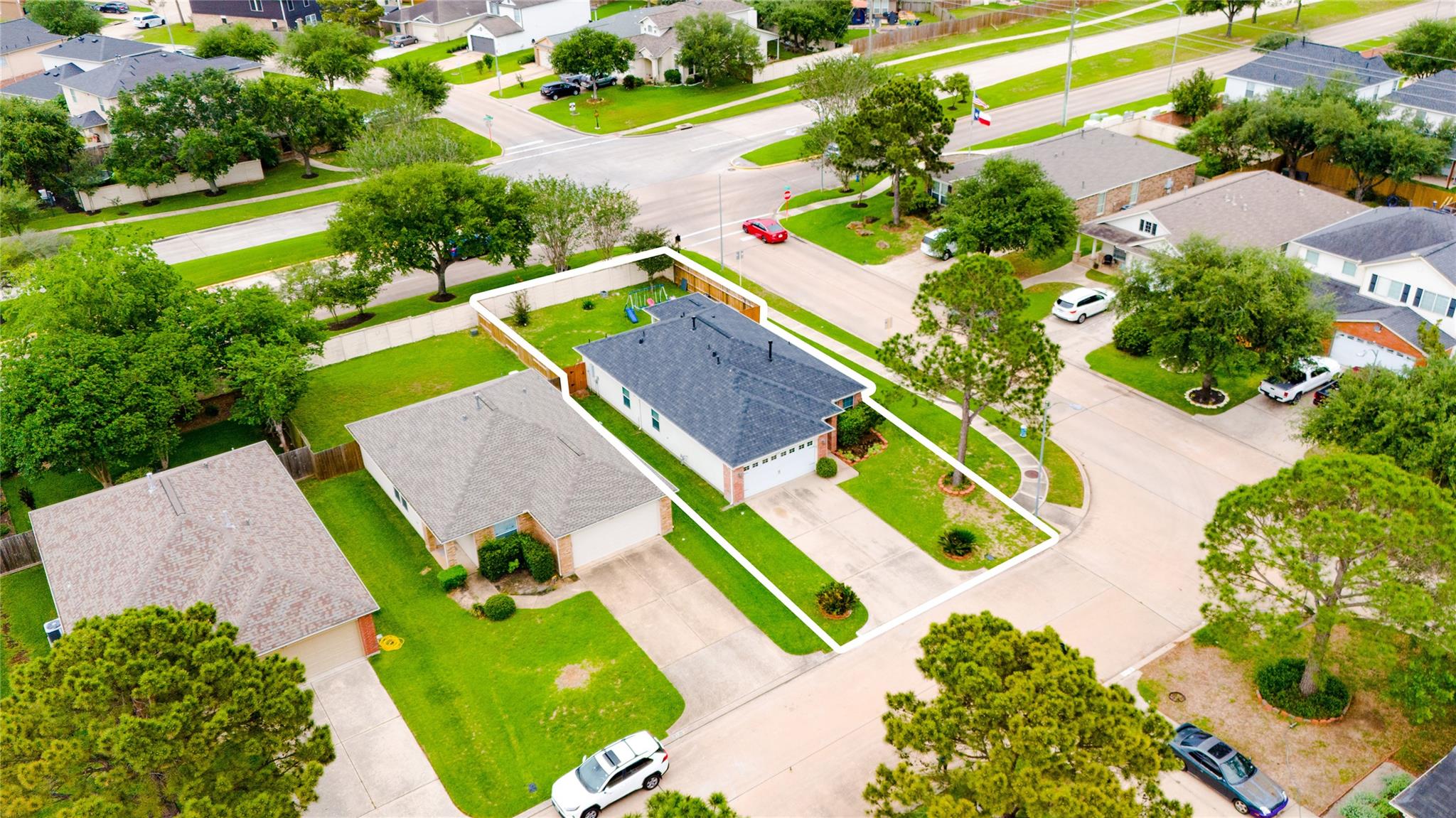 7602 Little Thicket Court