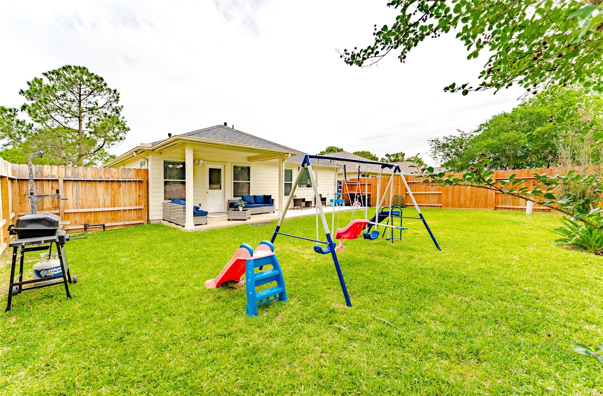 7602 Little Thicket Court