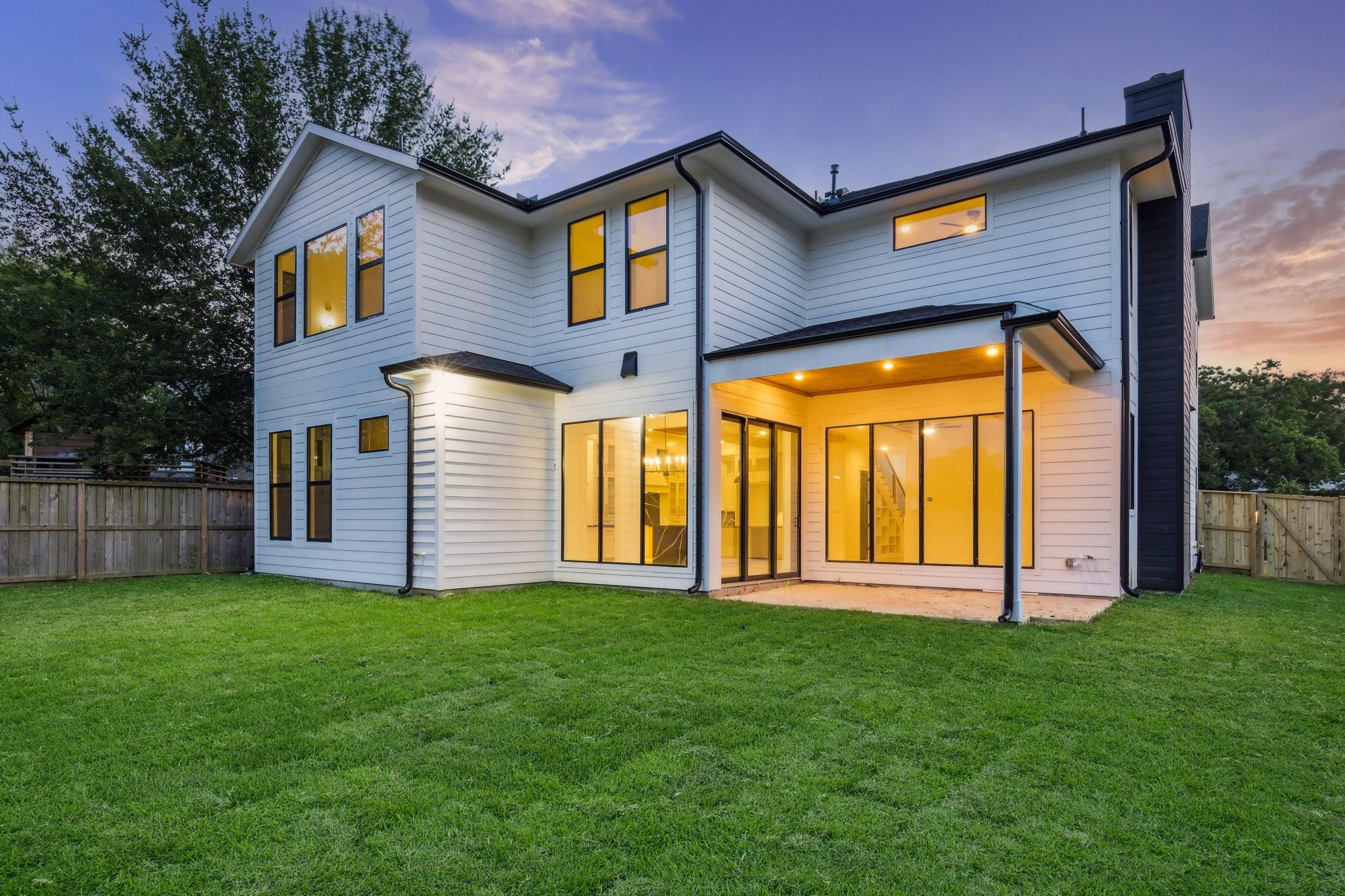 1112 Kinley Lane