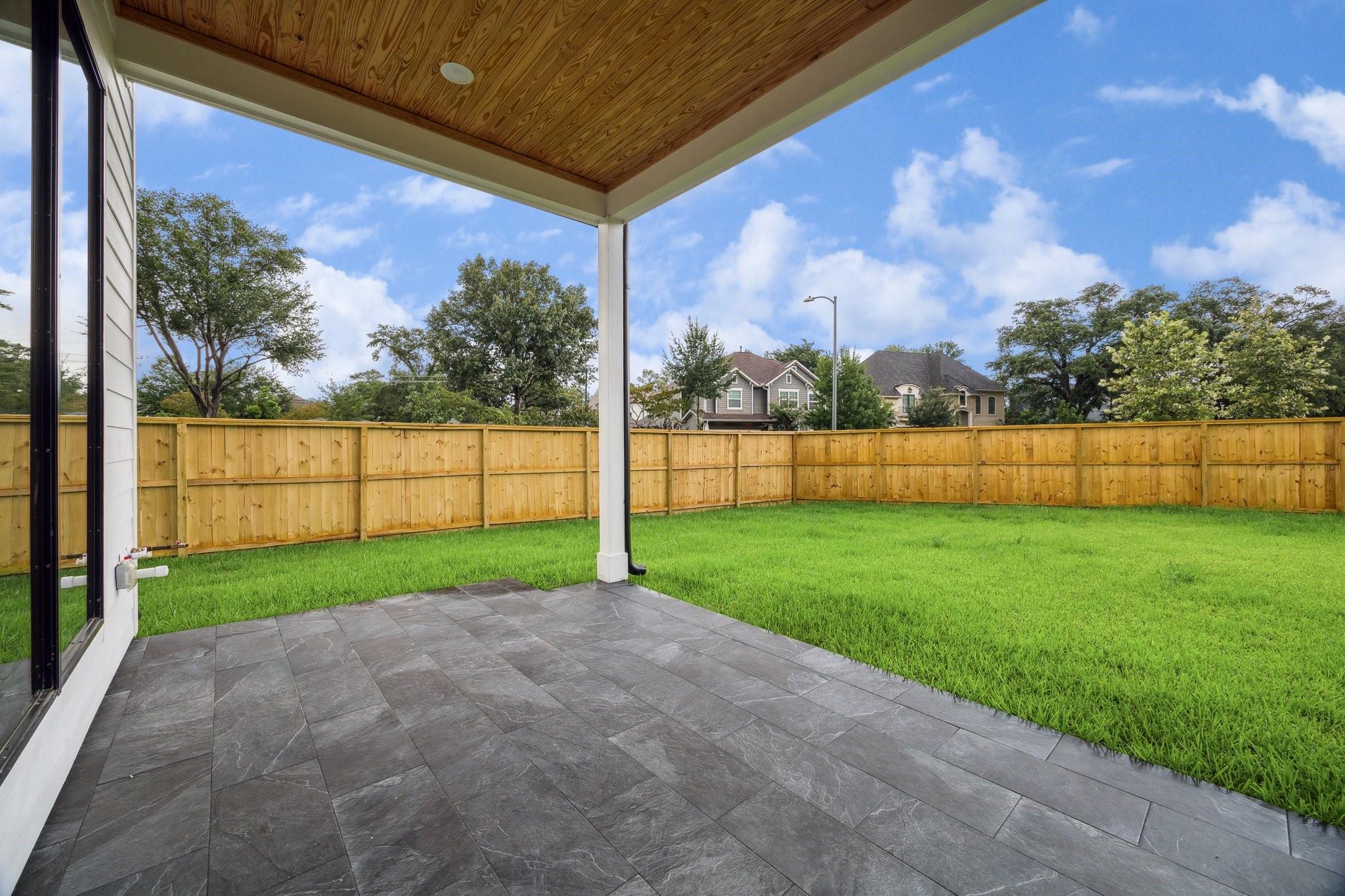 1112 Kinley Lane