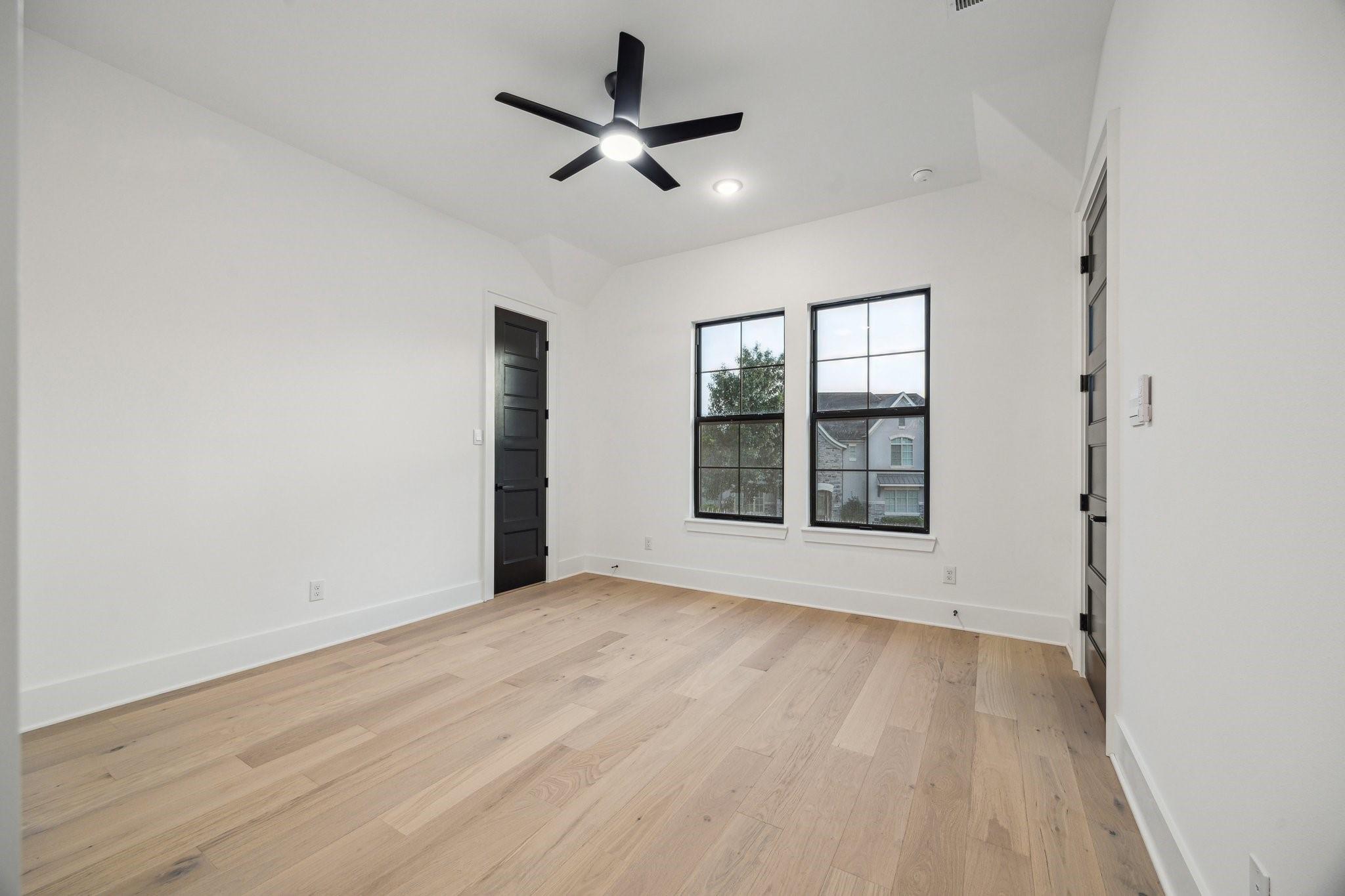 1112 Kinley Lane