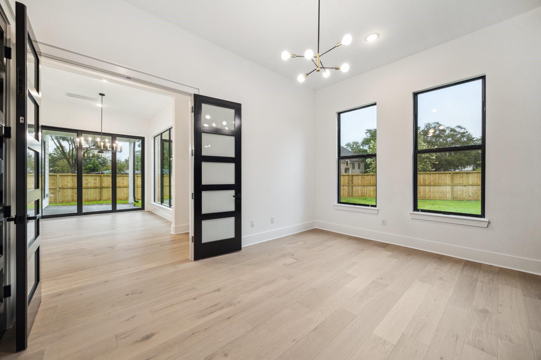 1112 Kinley Lane