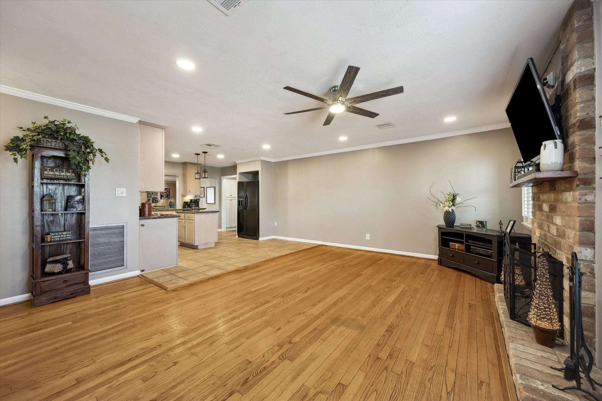 1423 Richelieu Lane
