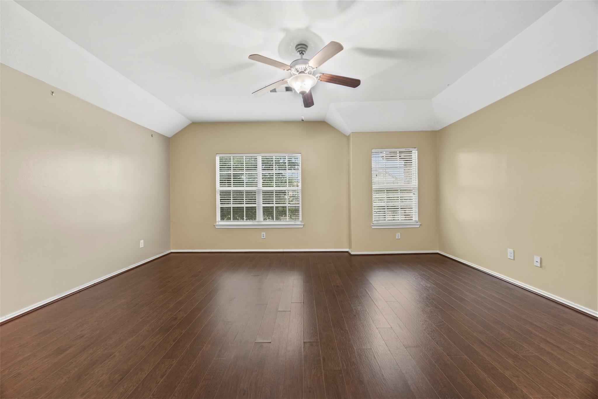 2765 Maybrook Hollow Lane