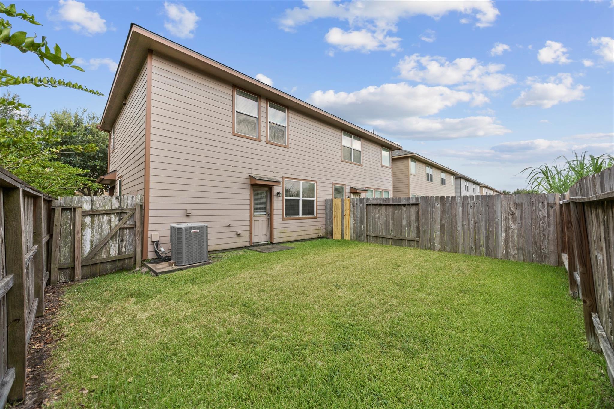 2765 Maybrook Hollow Lane