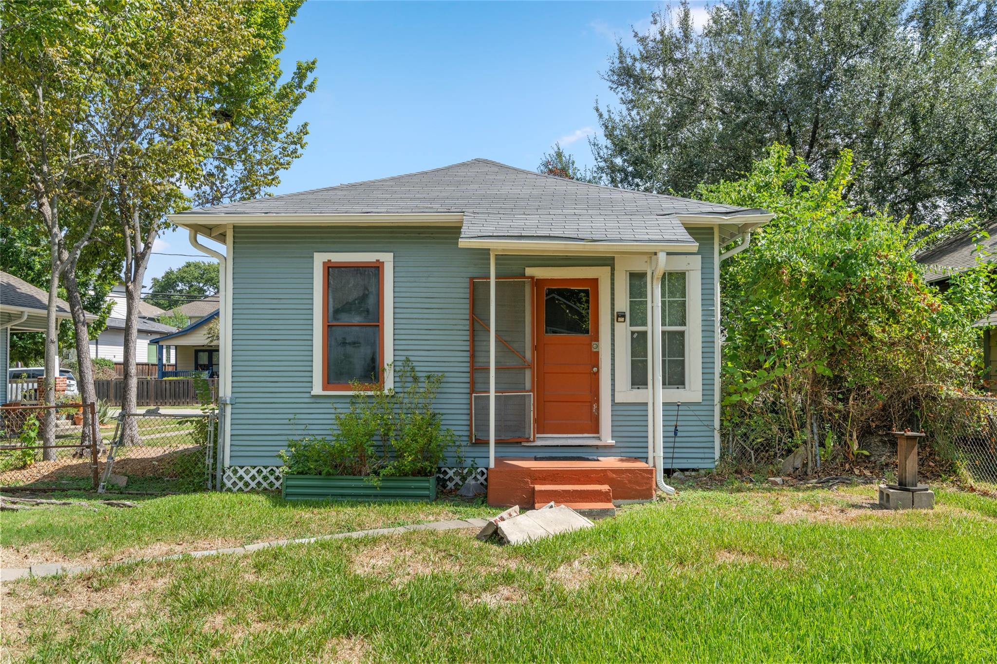 1417 Lawrence Street