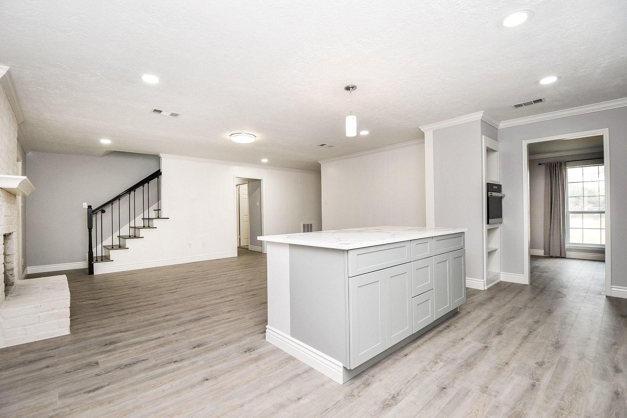 14011 Wickersham Lane