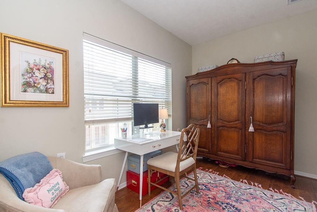 2127 Stacy Glen
