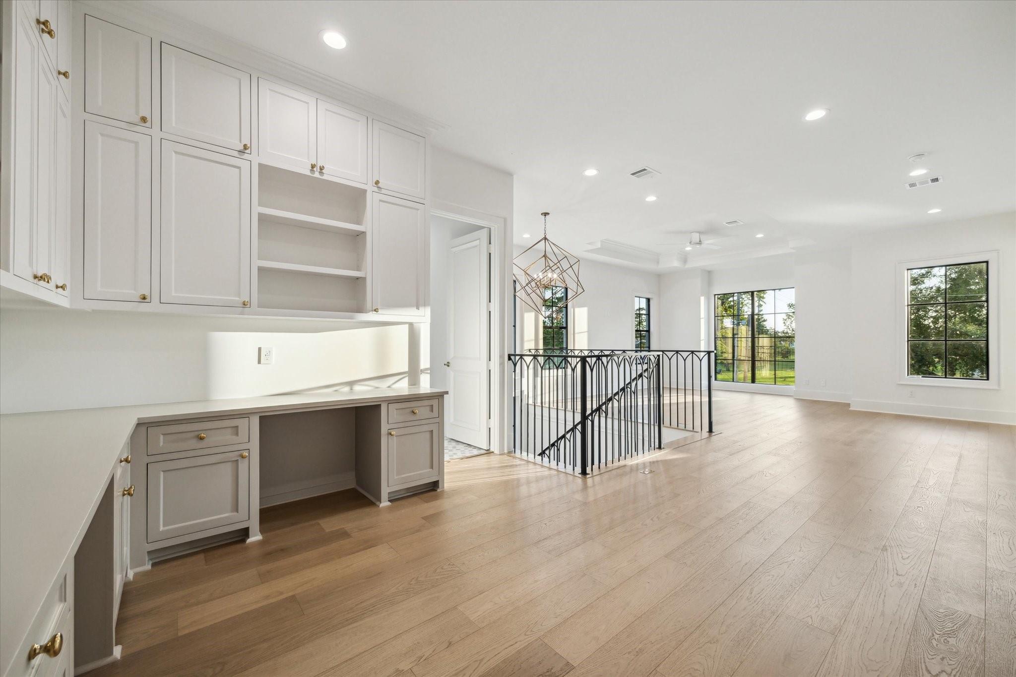 1519 Candlelight Lane