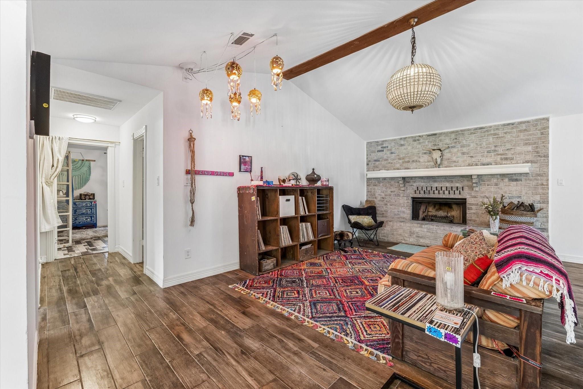 15432 Esther Drive