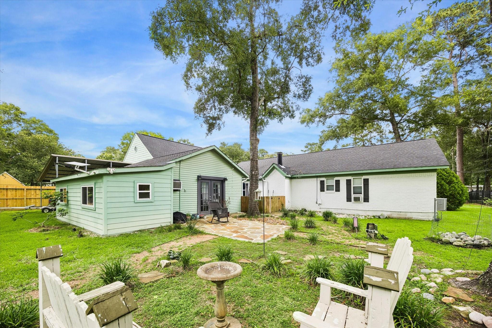 15432 Esther Drive