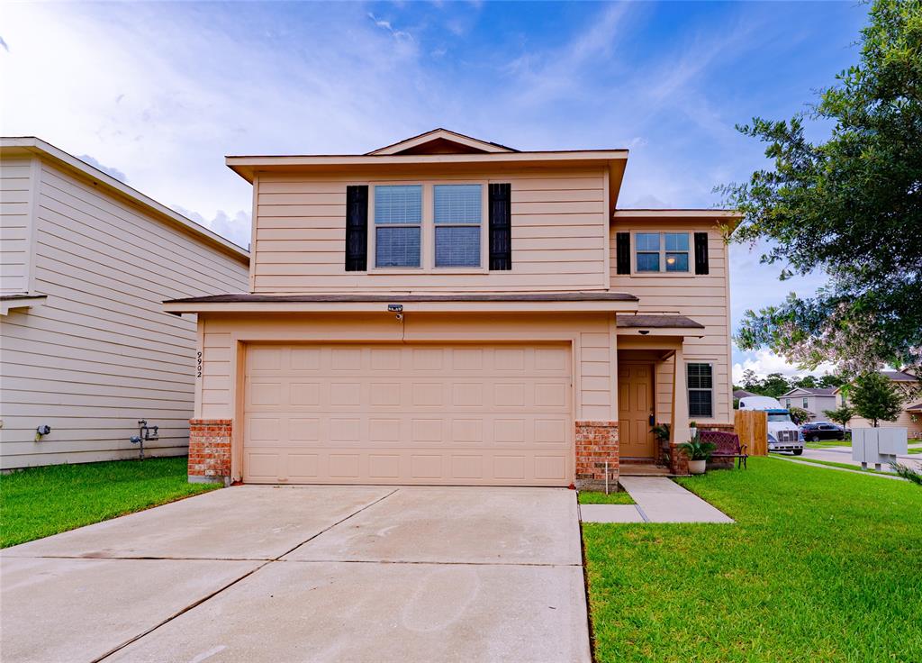 9902 Waldens Pond Court