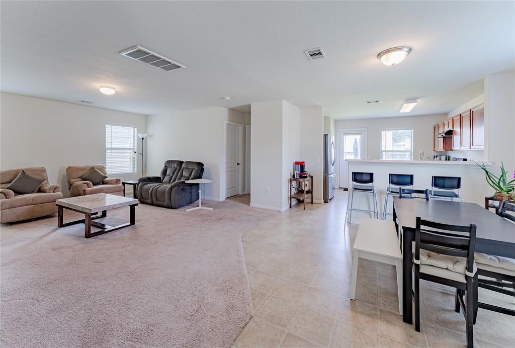 9902 Waldens Pond Court