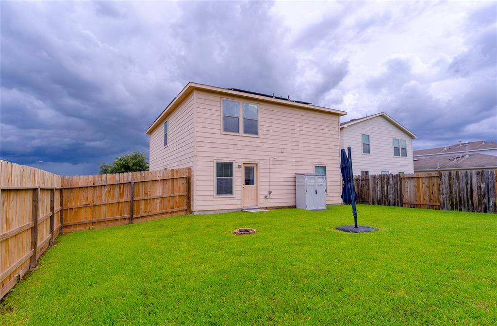 9902 Waldens Pond Court