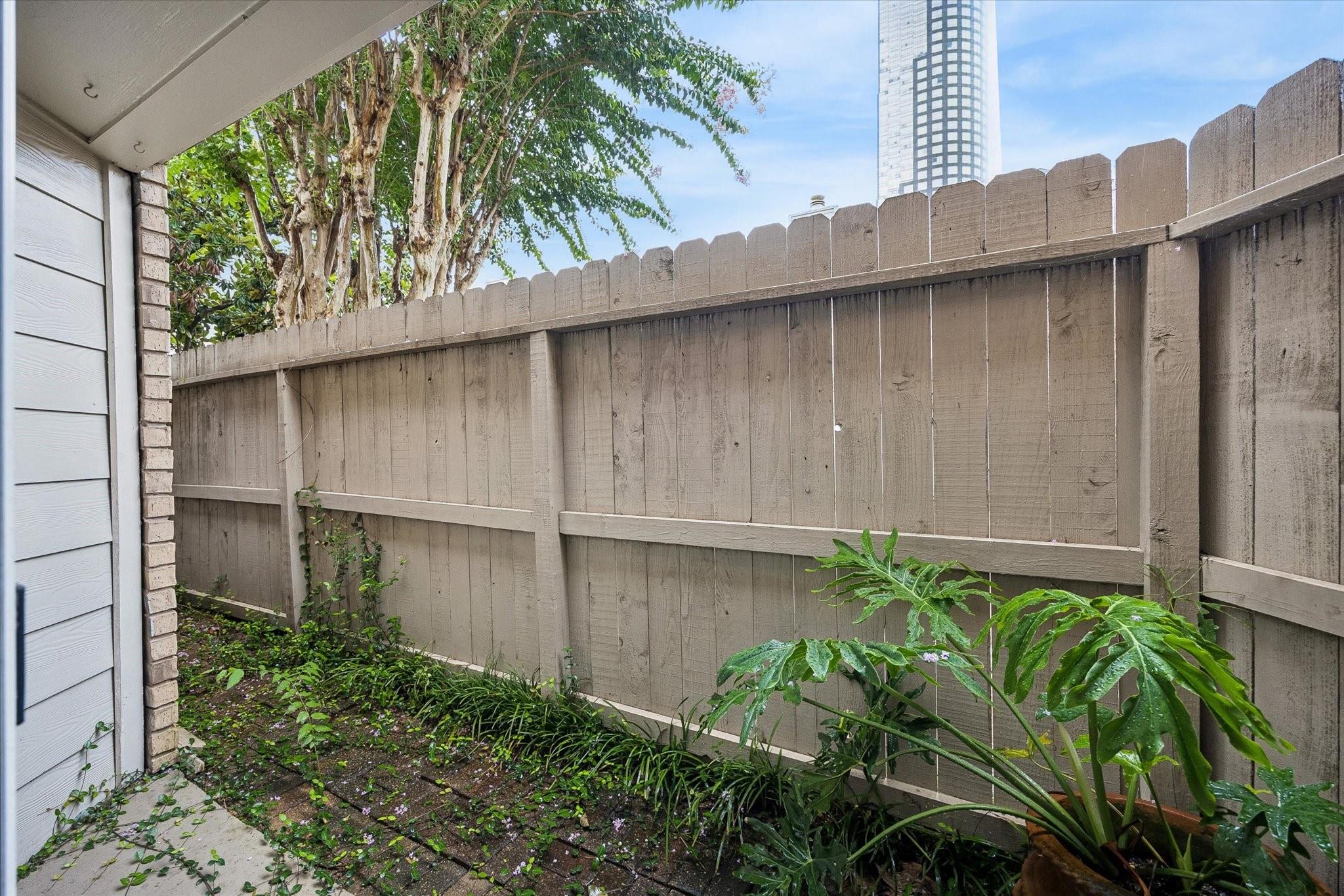 1829 Augusta Drive # 19