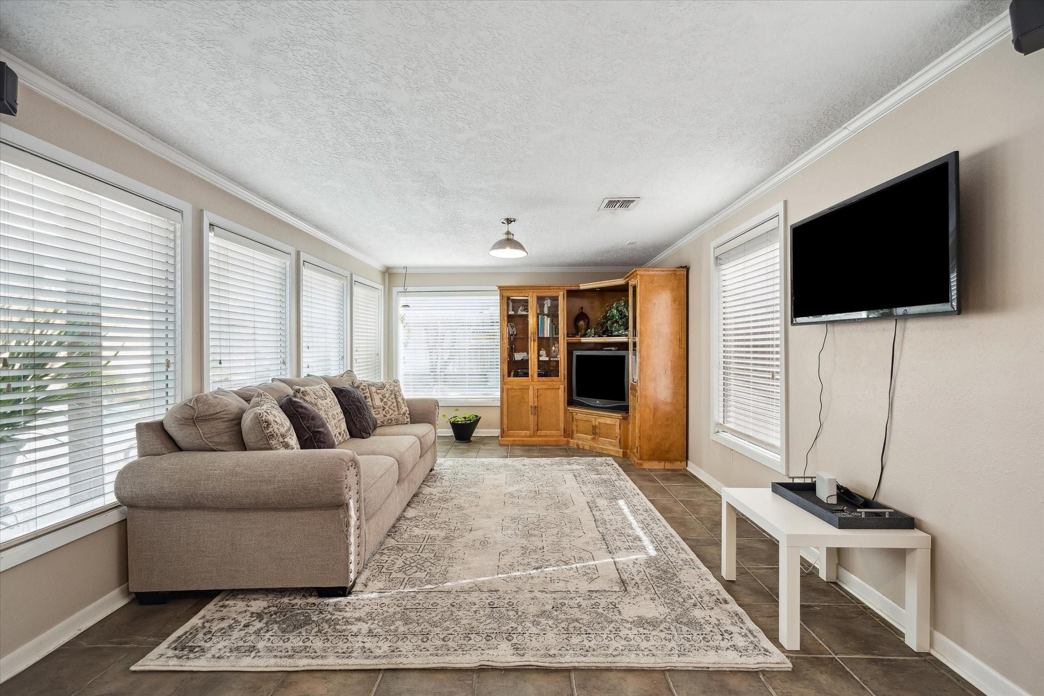 1423 Richelieu Lane