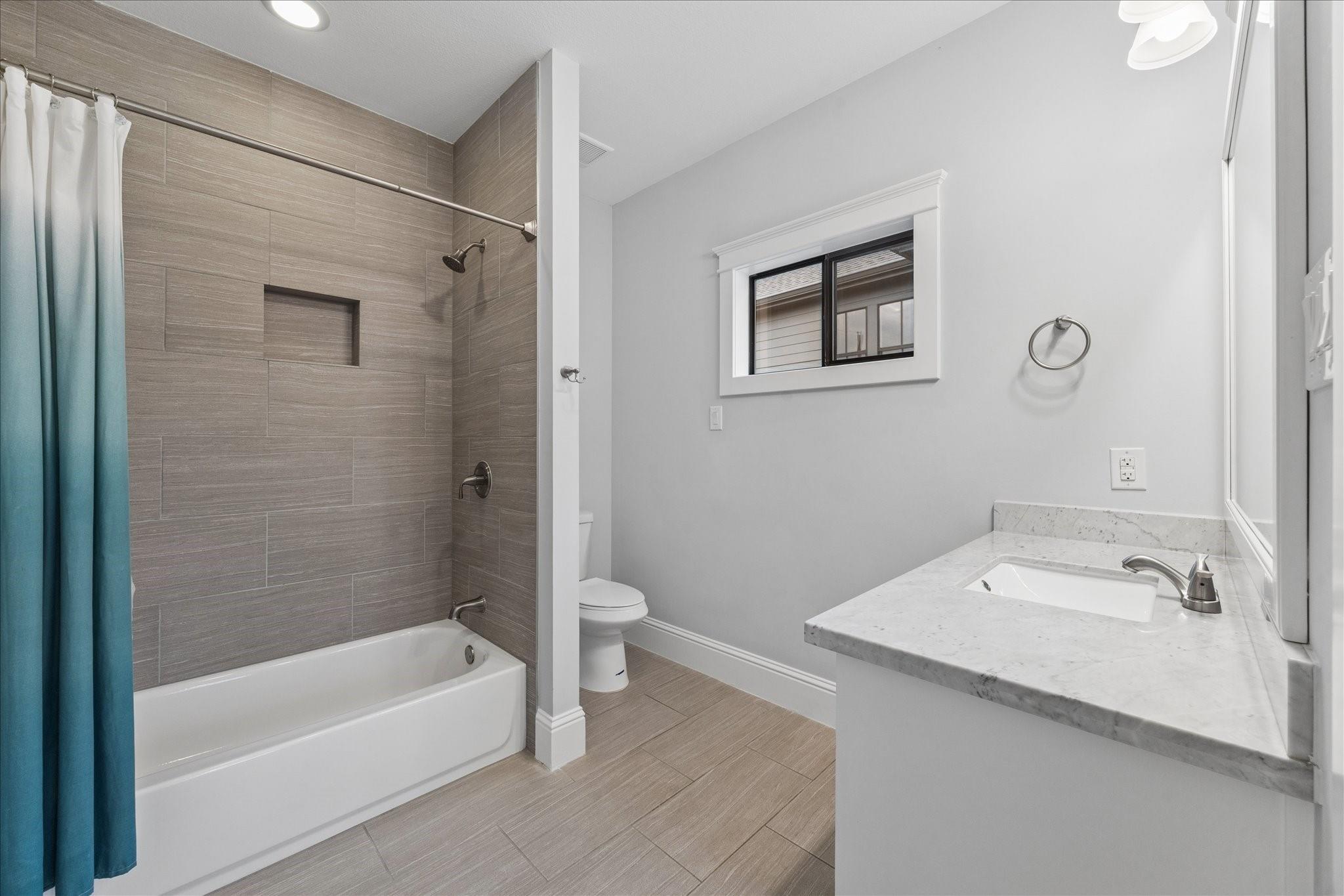 1418 Chamboard Lane