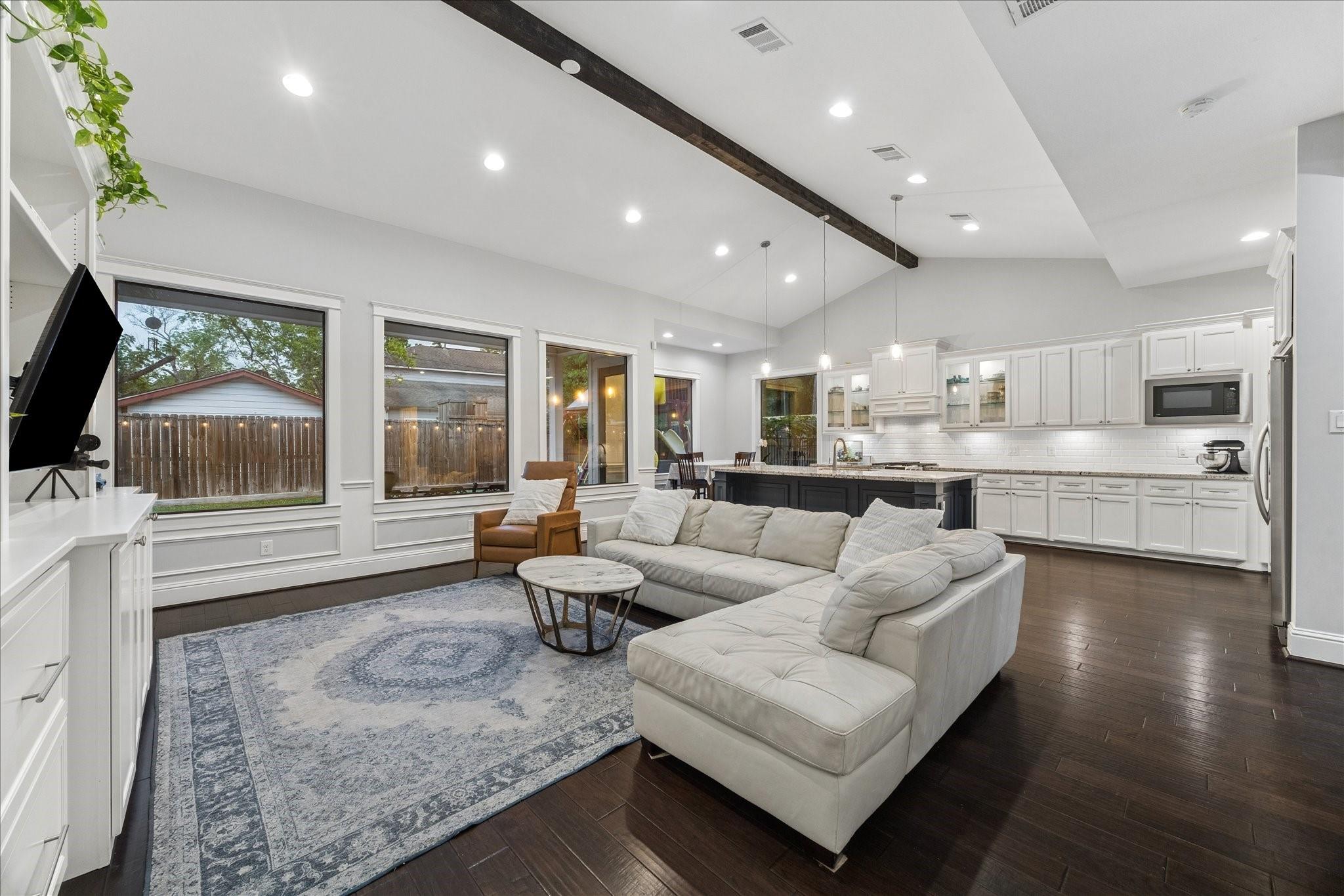 1418 Chamboard Lane