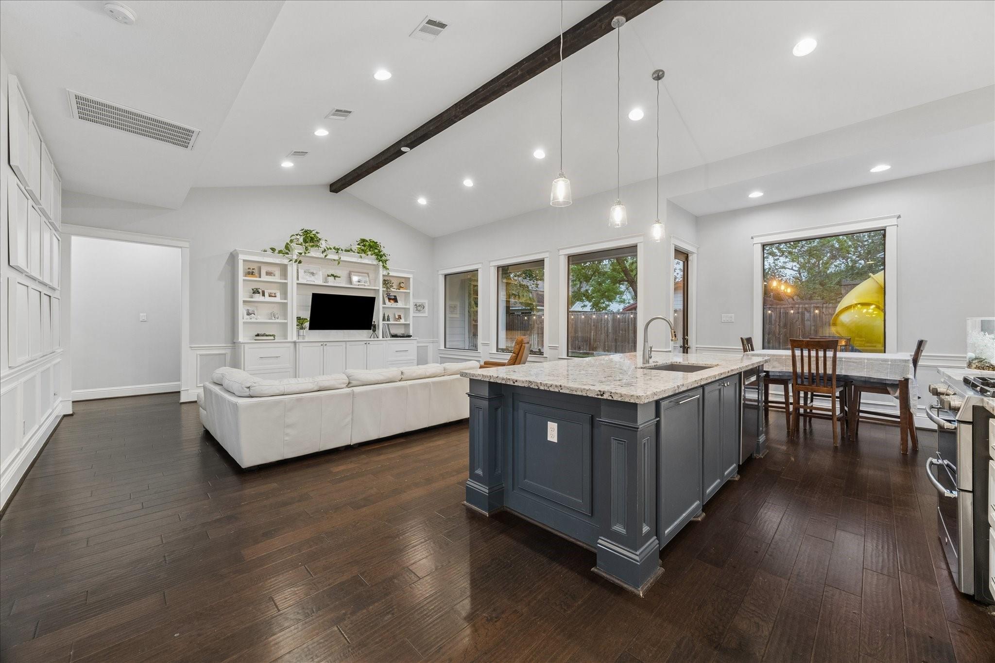 1418 Chamboard Lane