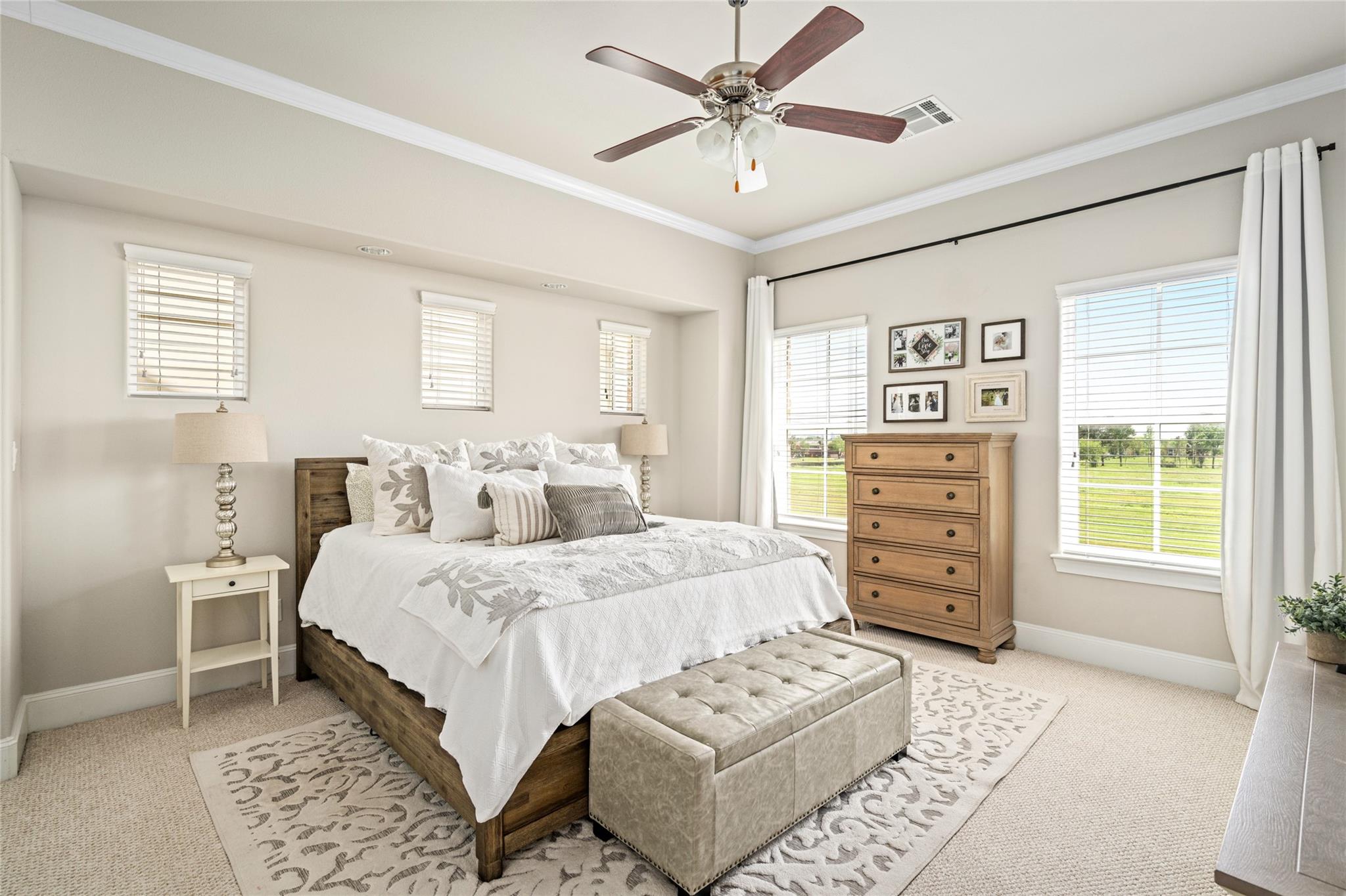 8668 Emnora Lane