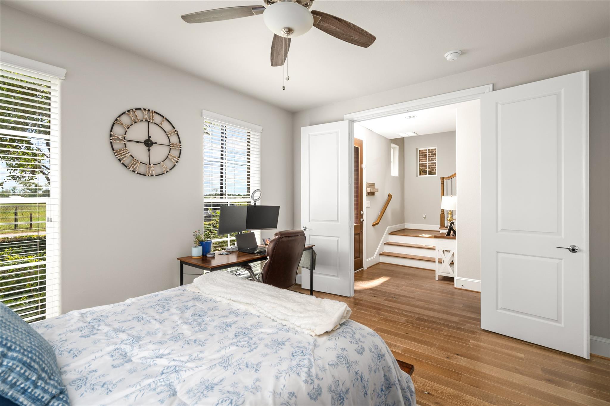 8668 Emnora Lane