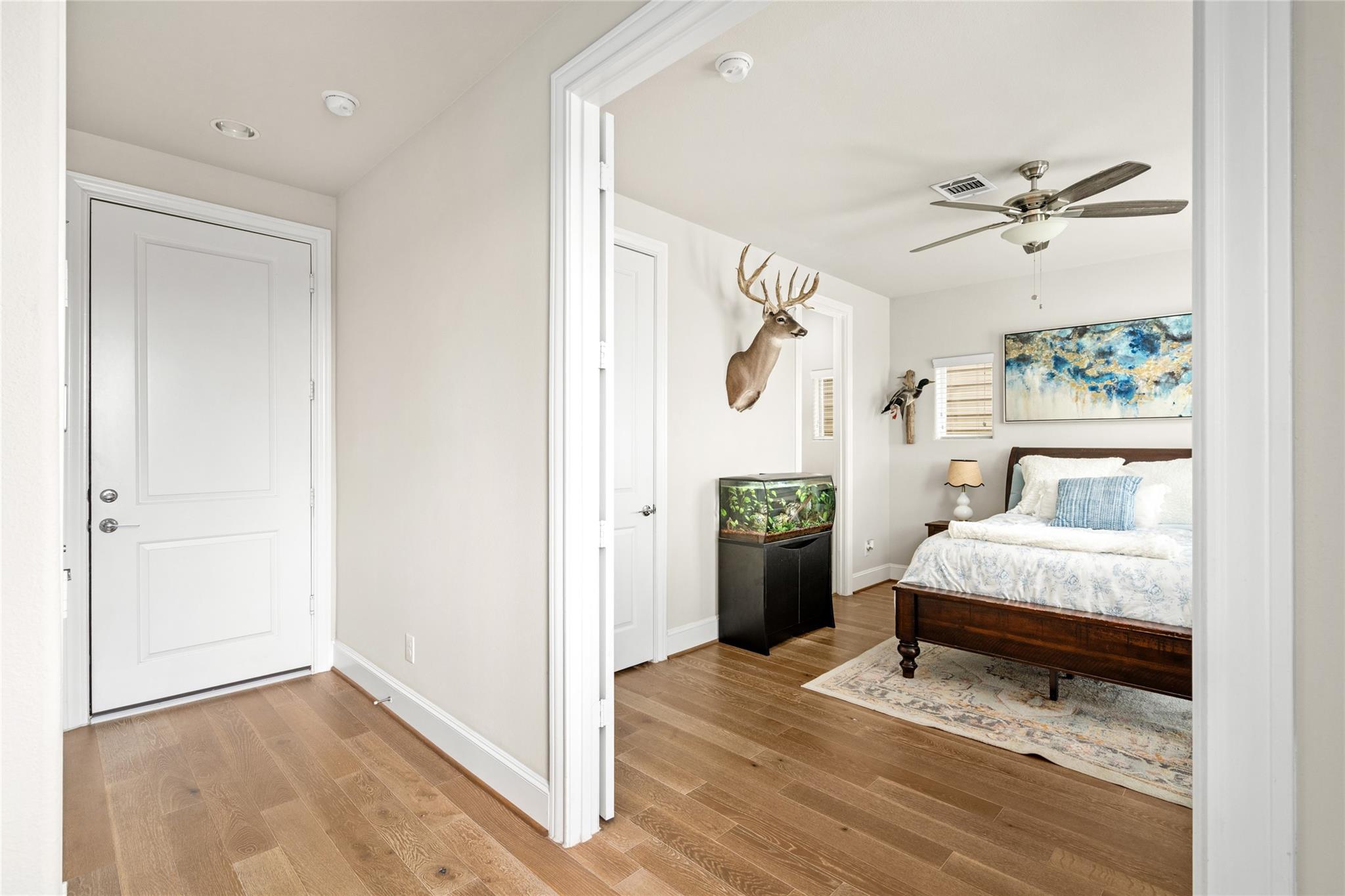 8668 Emnora Lane