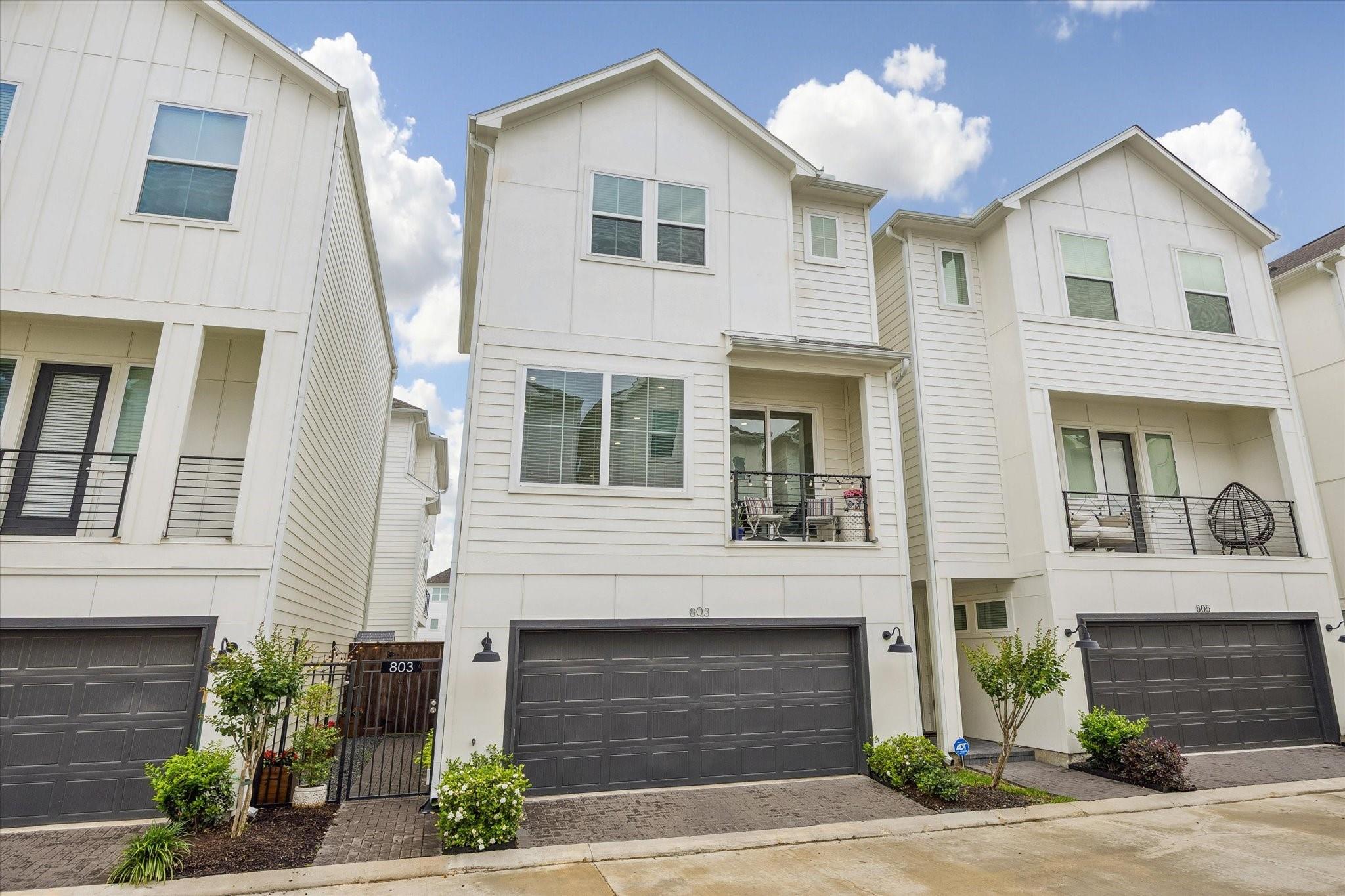 803 Sienna Palm Lane