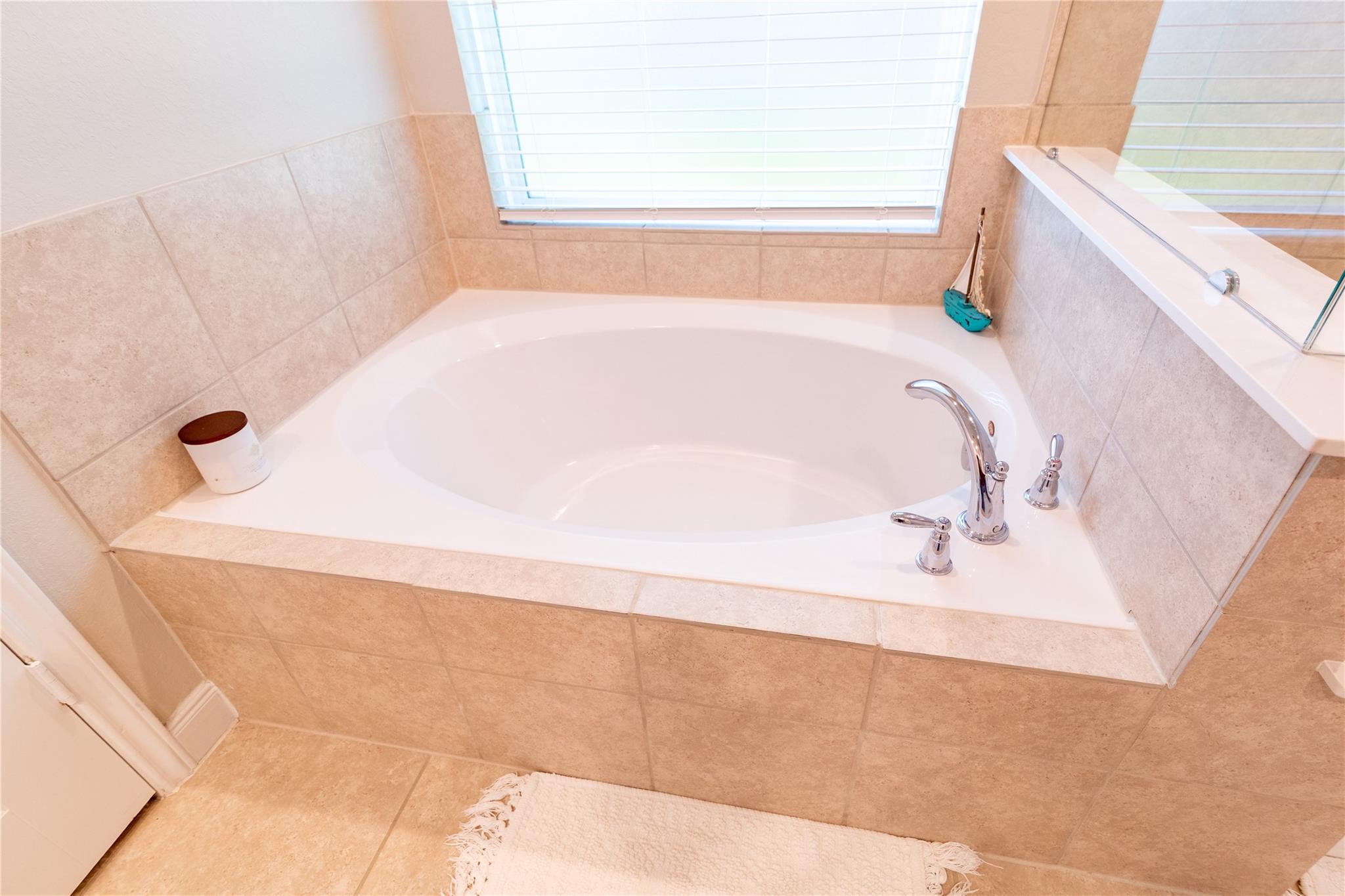 4406 Upland Stream Lane