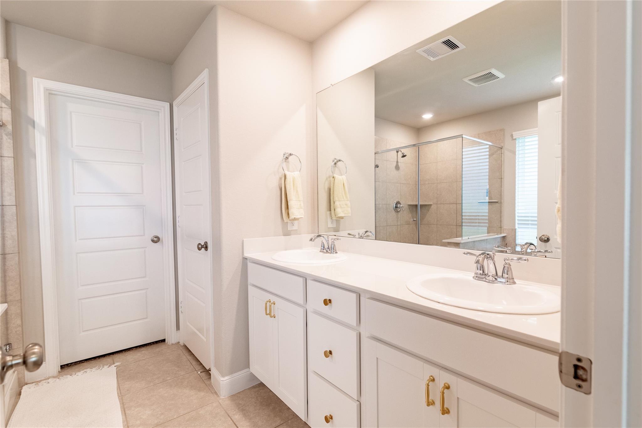 4406 Upland Stream Lane
