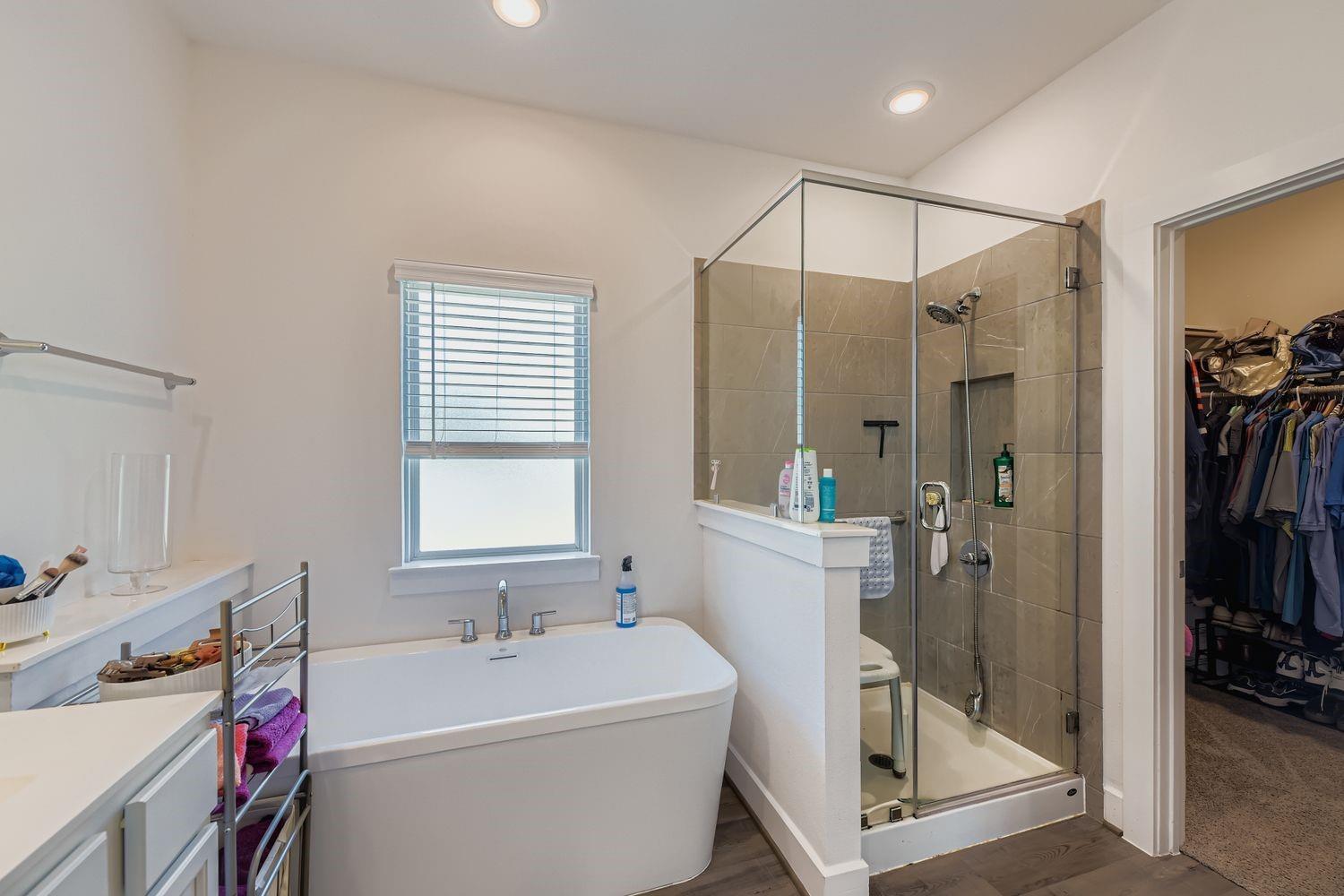 12243 N Chestnut Hills Drive, Conroe