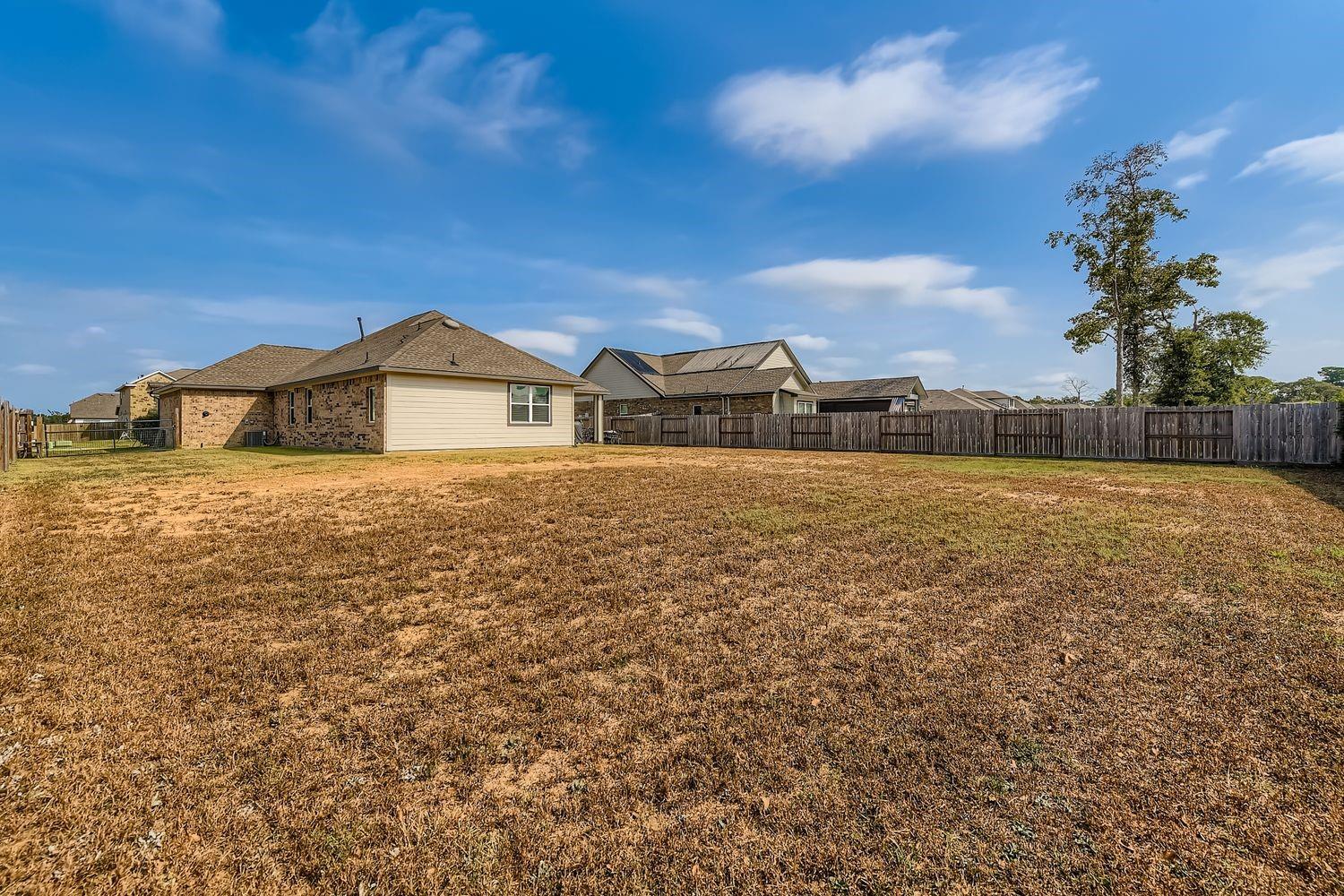12243 N Chestnut Hills Drive, Conroe
