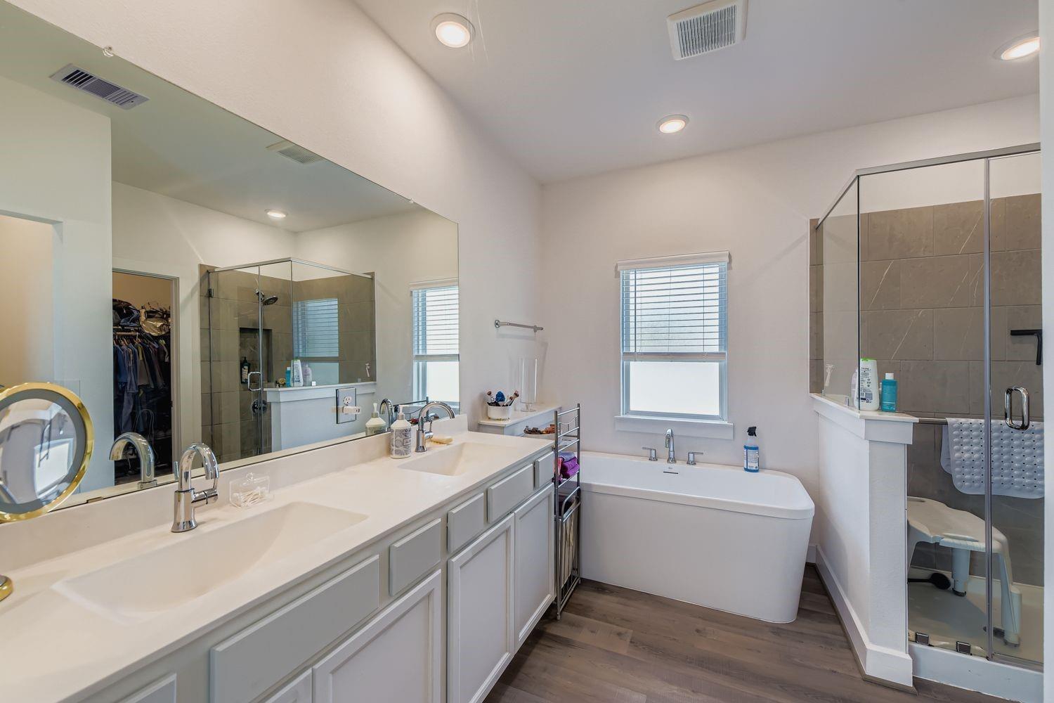 12243 N Chestnut Hills Drive, Conroe