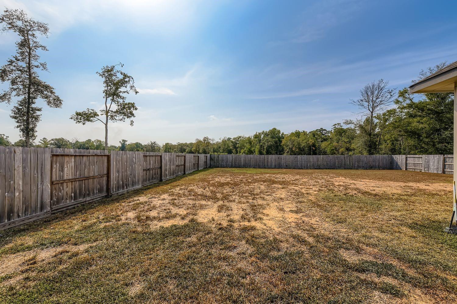 12243 N Chestnut Hills Drive, Conroe