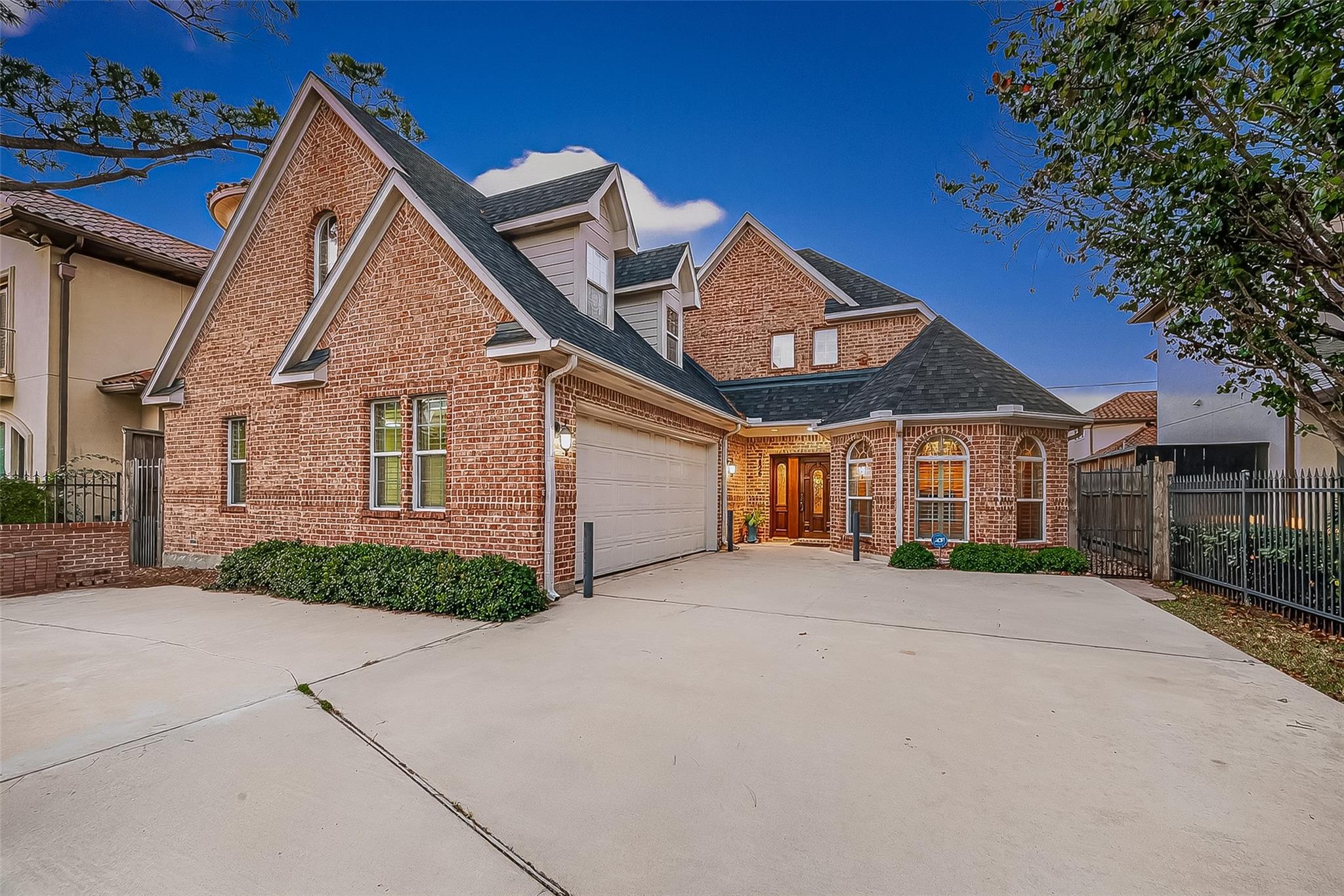 5426 Lampasas Street