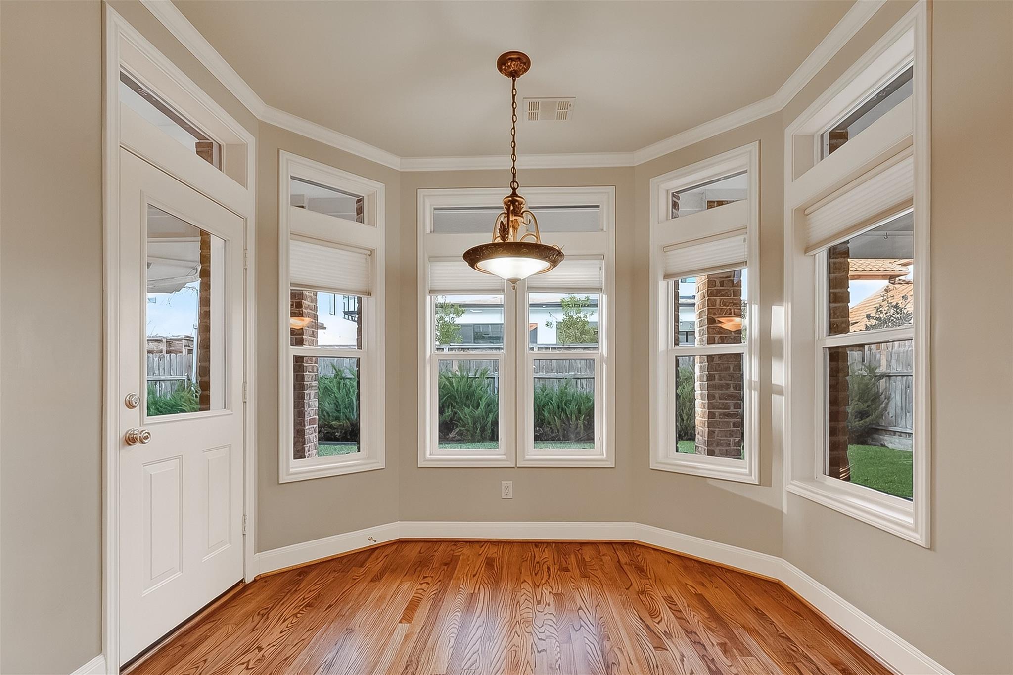 5426 Lampasas Street