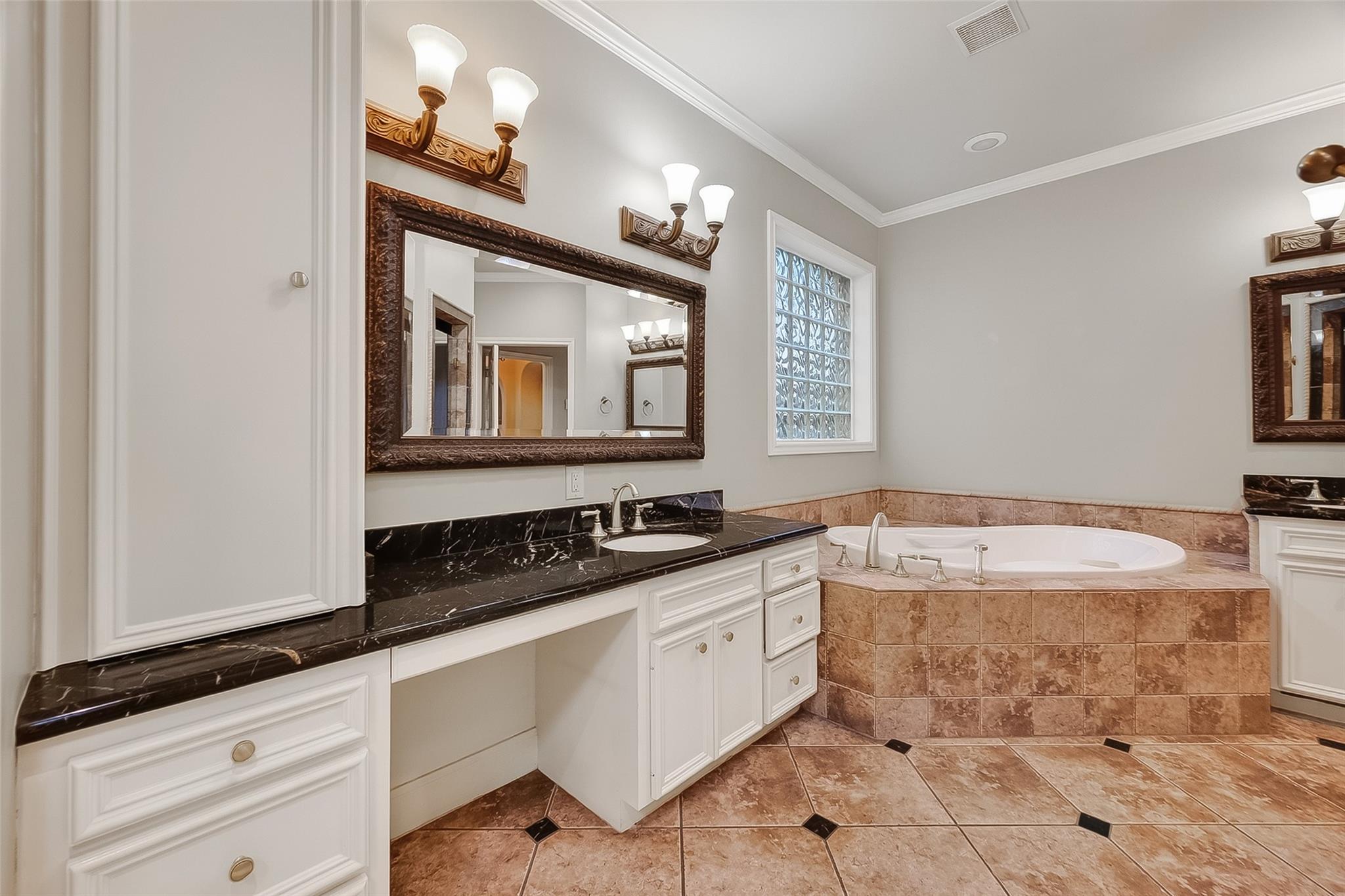 5426 Lampasas Street