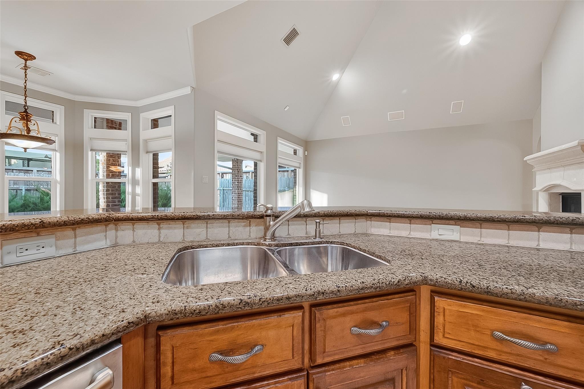 5426 Lampasas Street