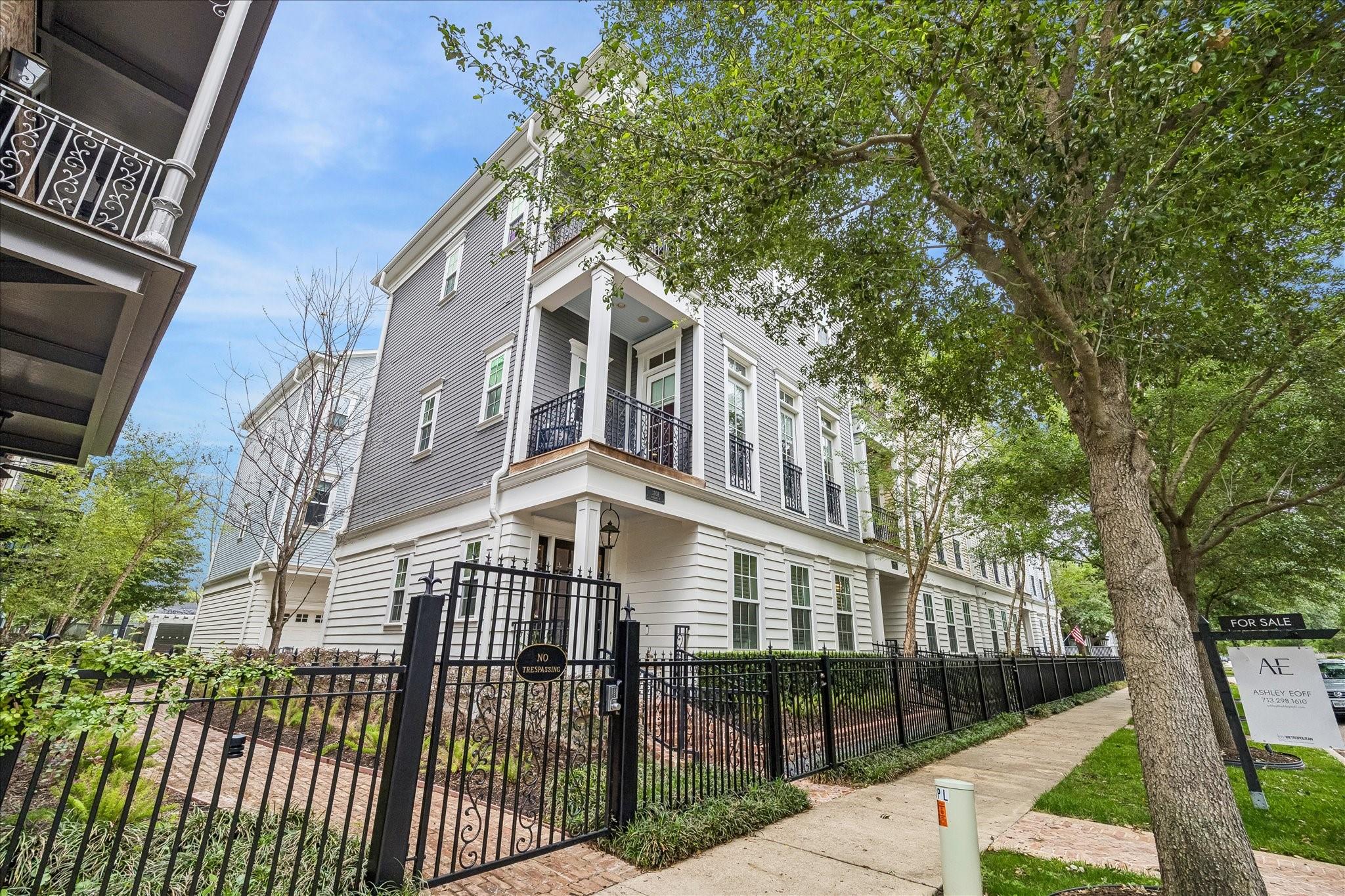 1708 Ashland Street