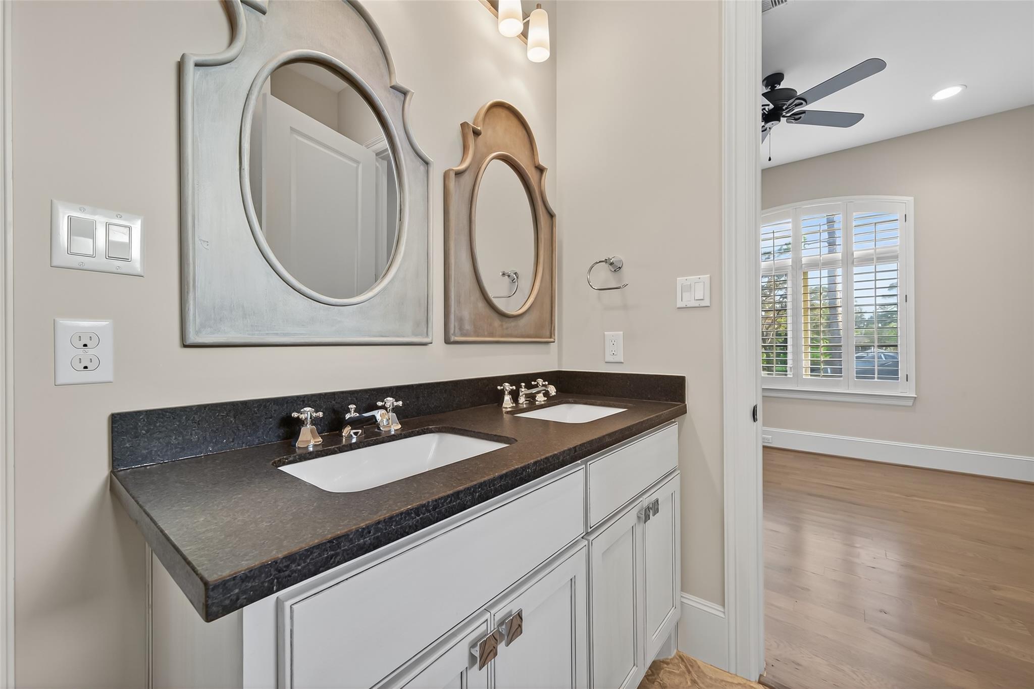 7504 Flowerdale Street