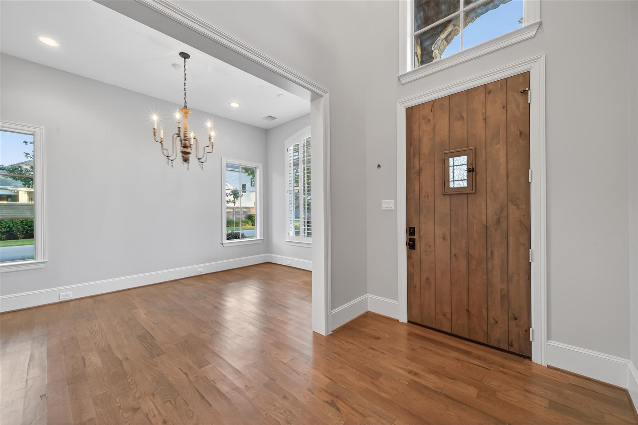 7504 Flowerdale Street