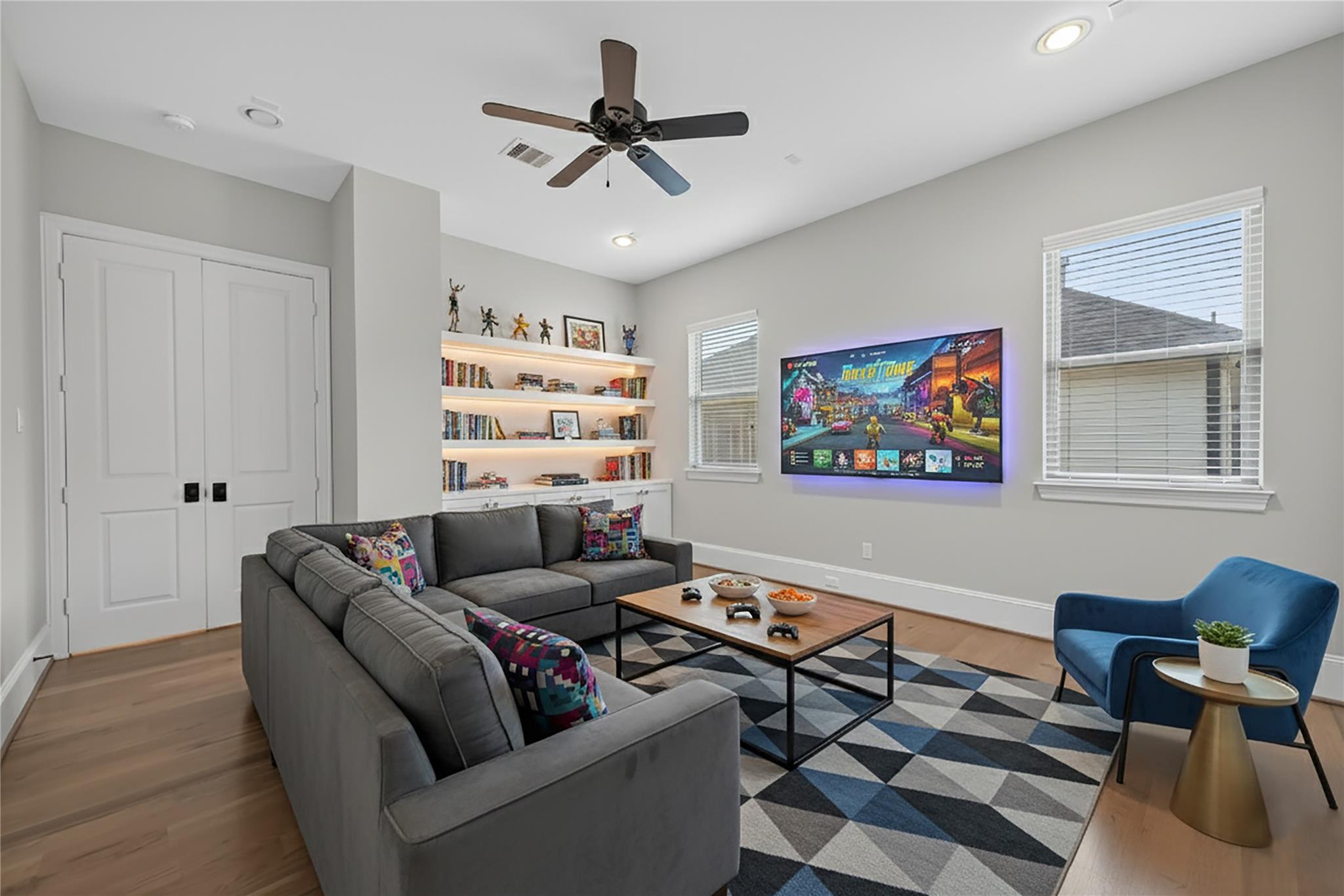 7504 Flowerdale Street