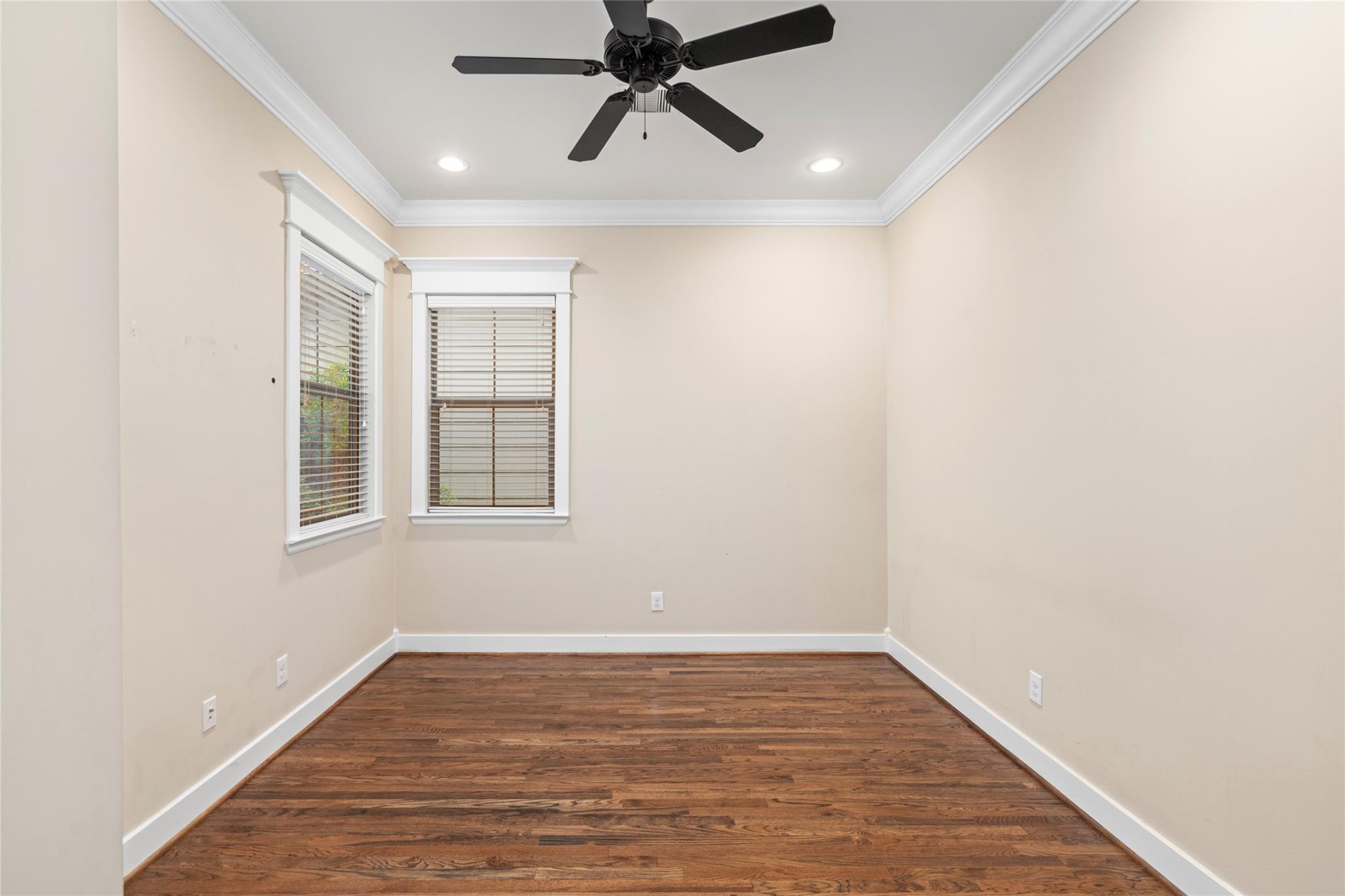 412 W 25th Street