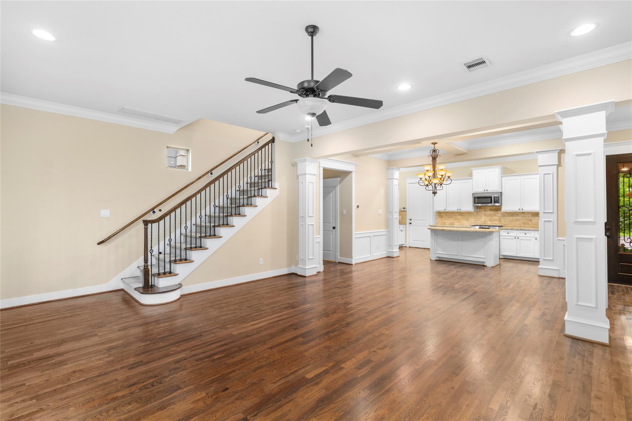 412 W 25th Street