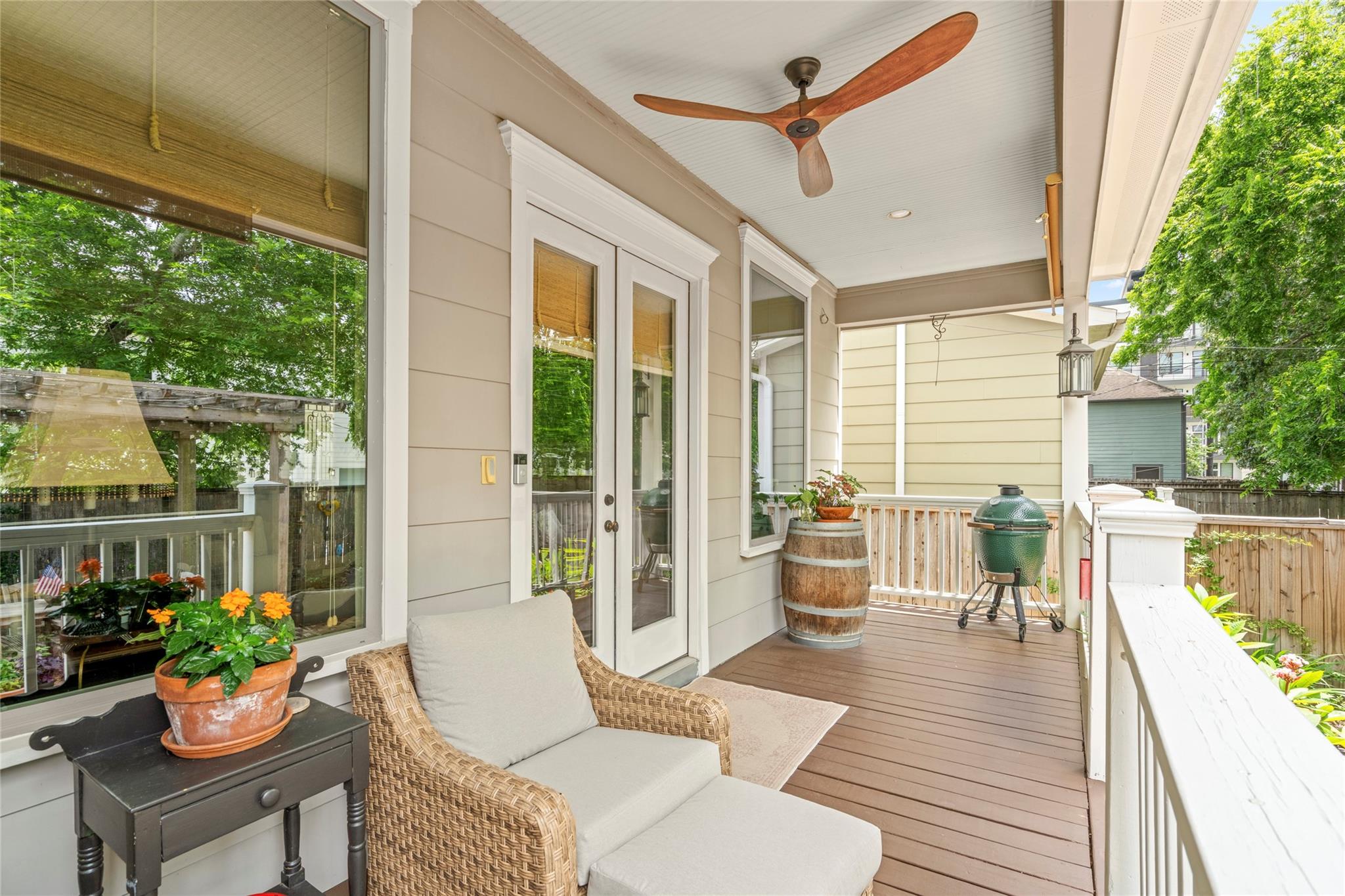 412 W 25th Street