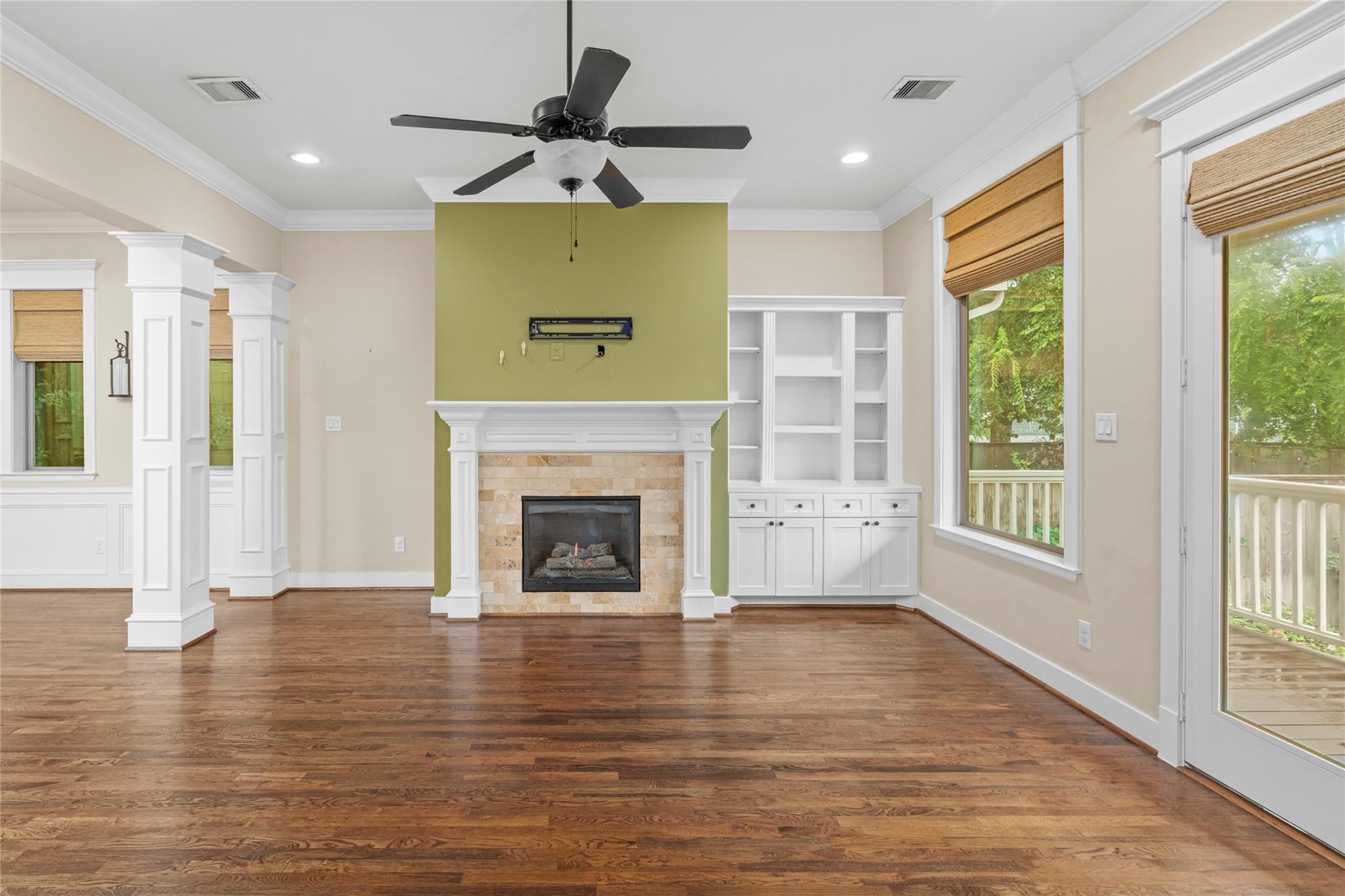 412 W 25th Street
