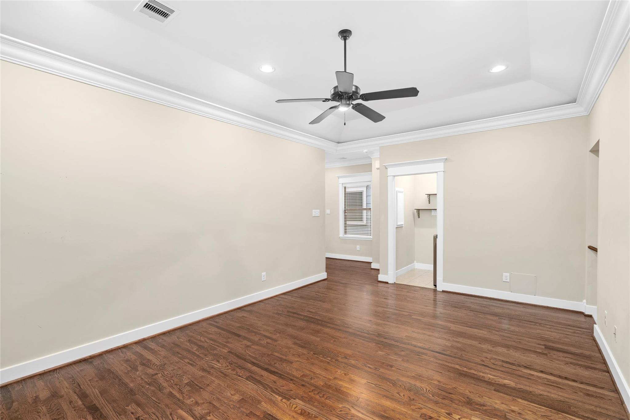 412 W 25th Street