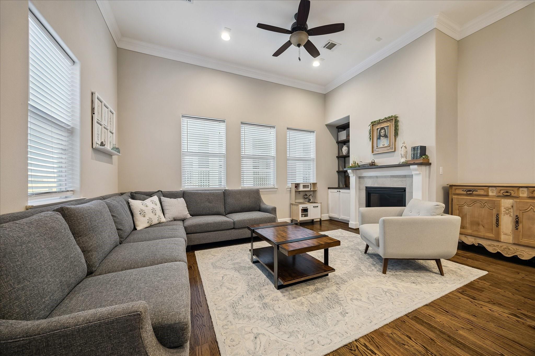 615 W 24th Street