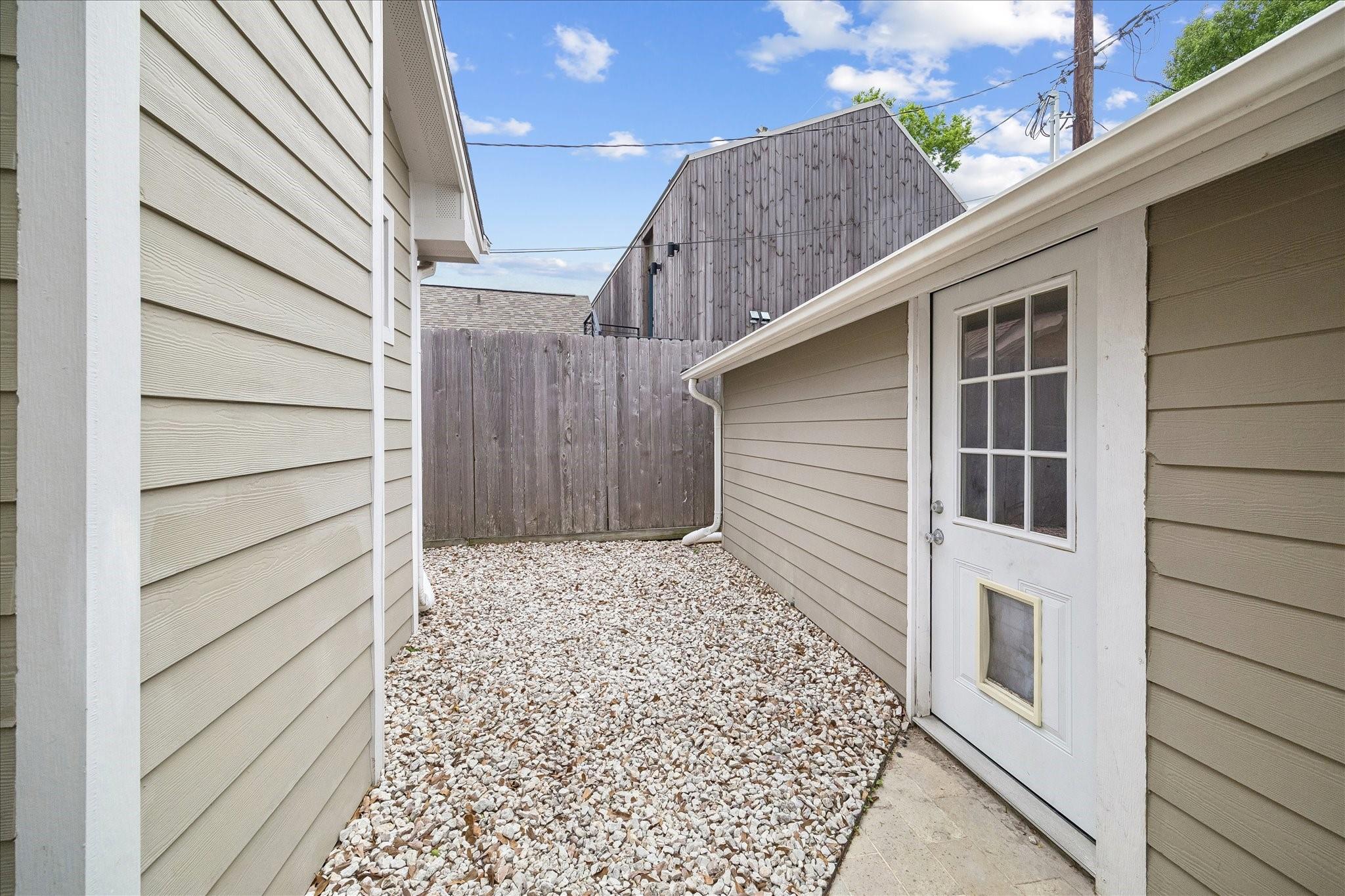 2108 White Oak Drive