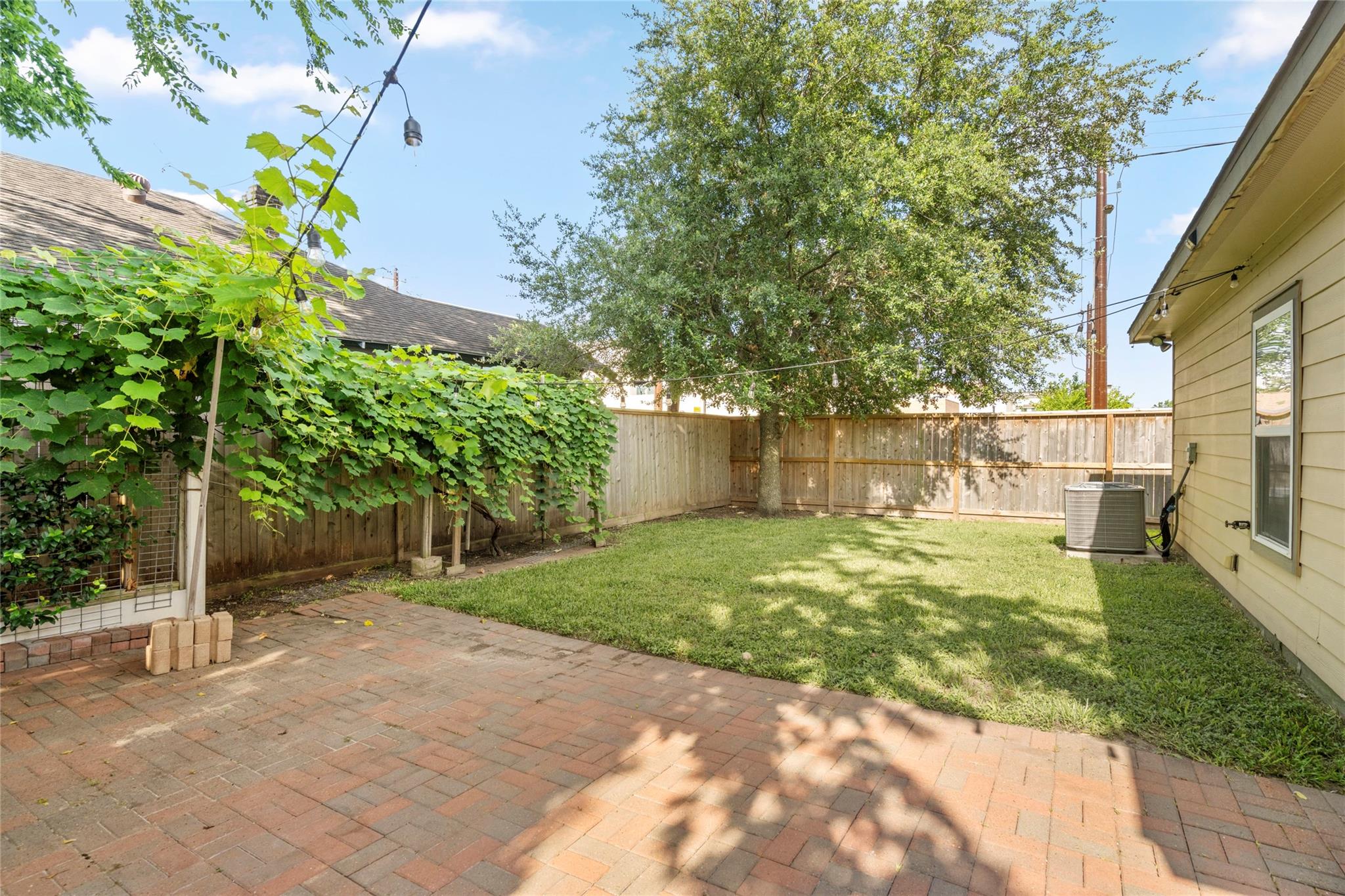 1613 Saulnier Street