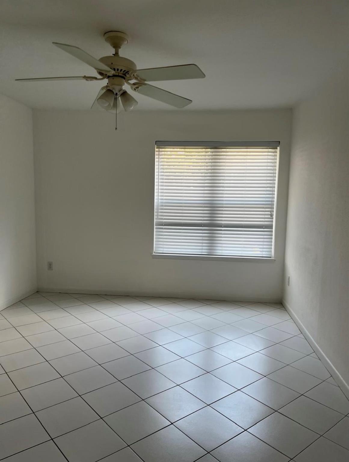 845 Augusta Drive # 17